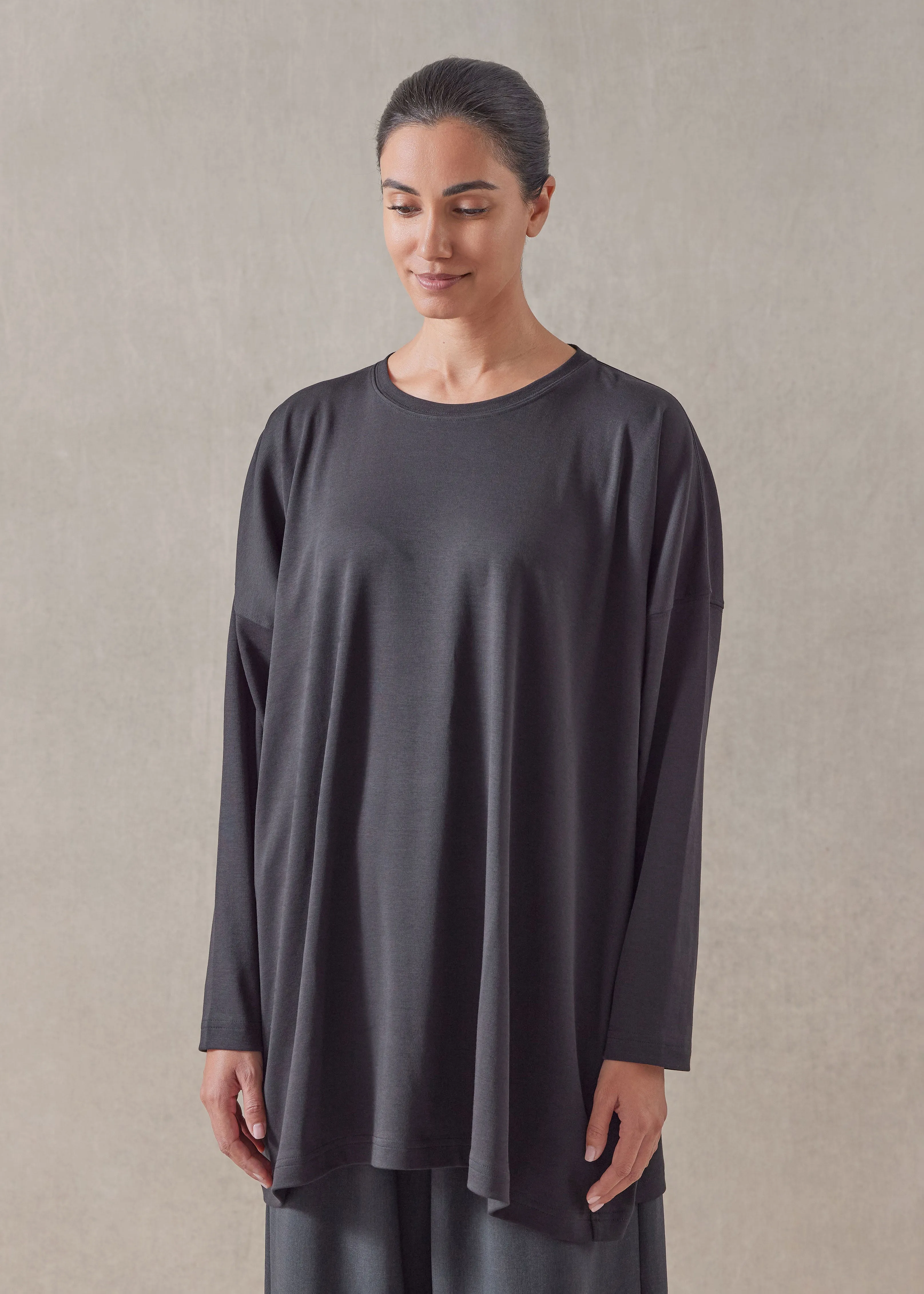 cotton jersey long sleeve boat neck t-shirt - long sold by eskandar product image thumbnail 2