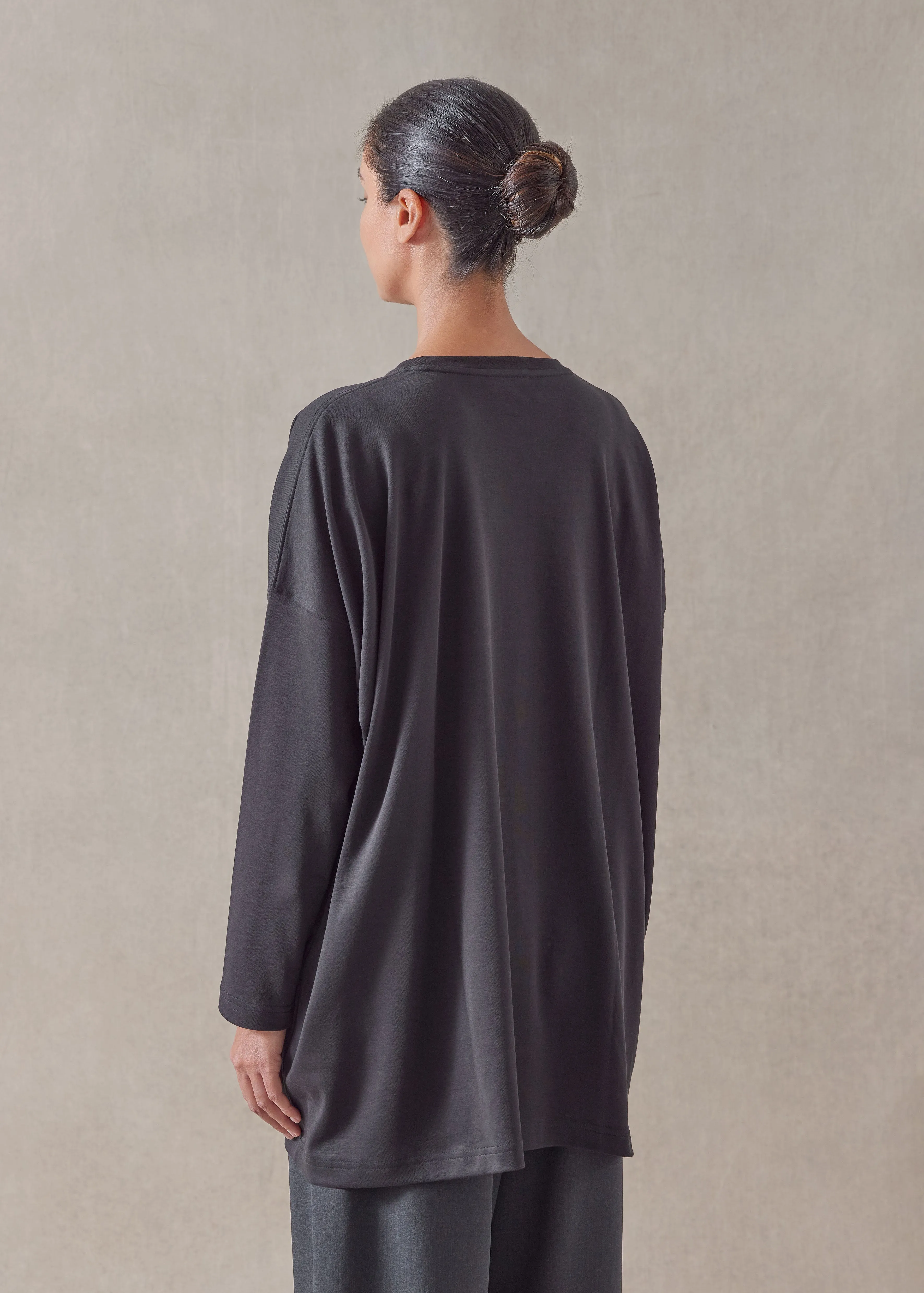 cotton jersey long sleeve boat neck t-shirt - long sold by eskandar product image thumbnail 4