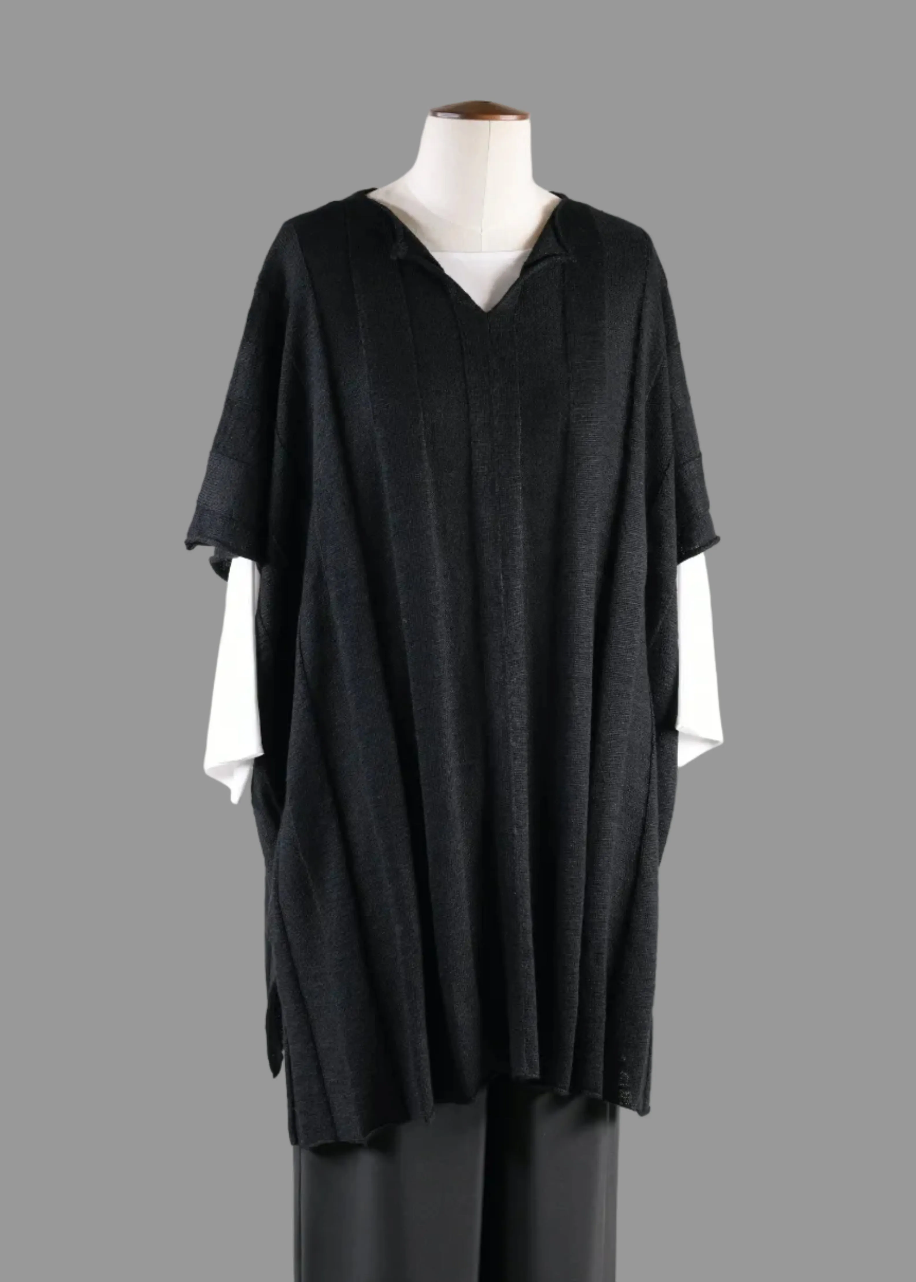 linen mix slit neck kaftan - long plus with slits (black) sold by eskandar