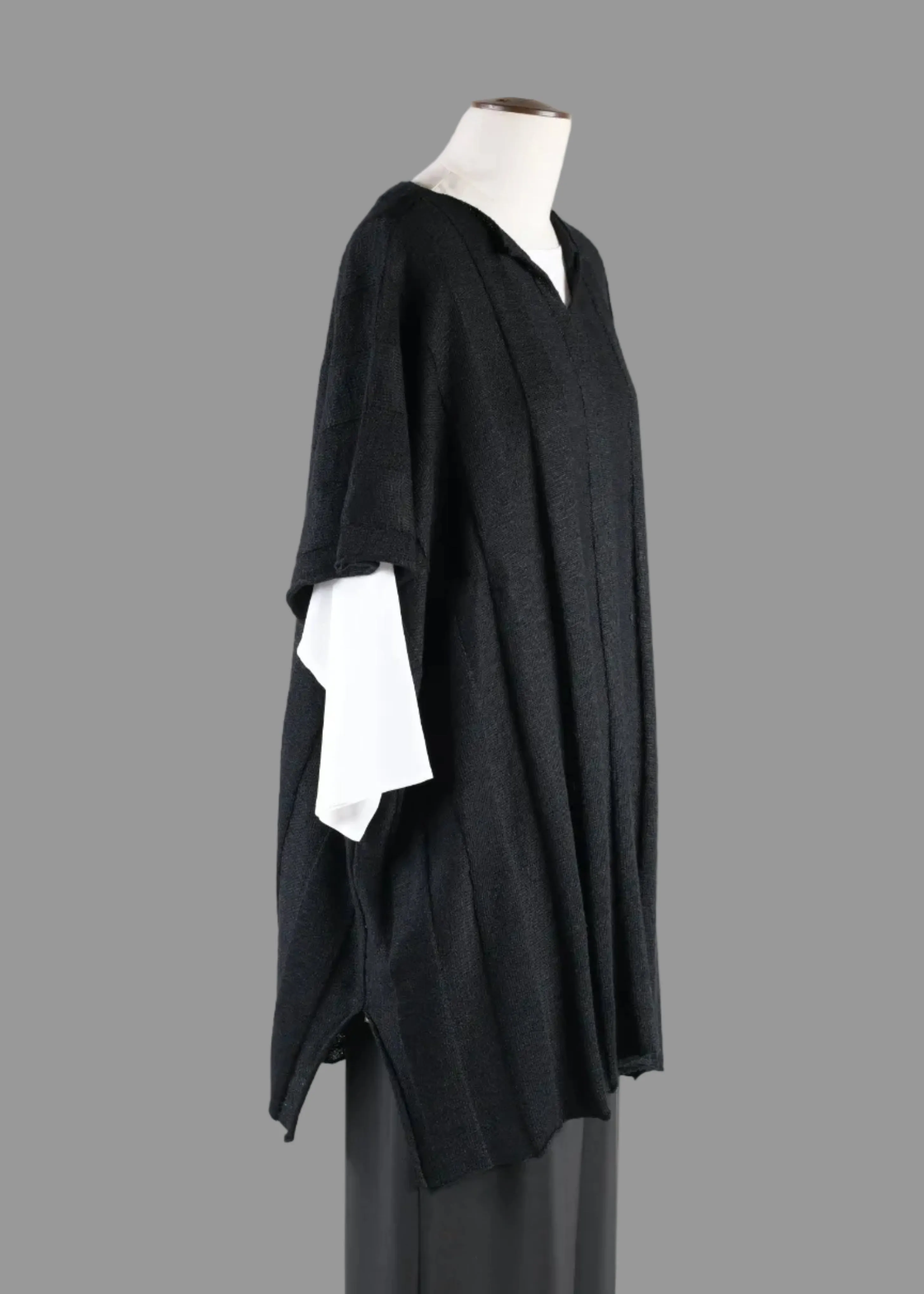 linen mix slit neck kaftan - long plus with slits (black) sold by eskandar product image thumbnail 2