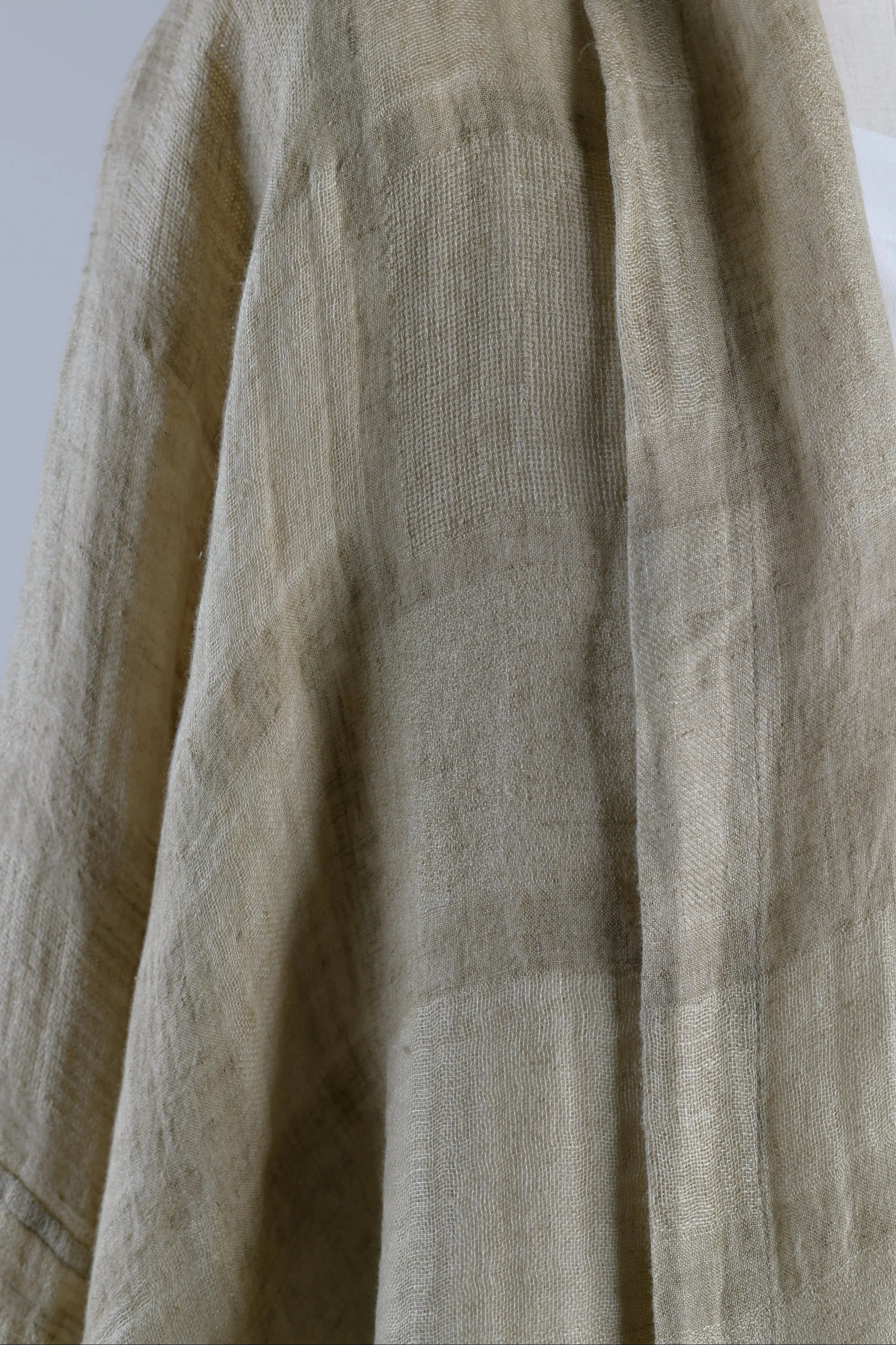 linen wide short slv scrunch shawl collar jacket- mid plus (goldhay) sold by eskandar product image thumbnail 4