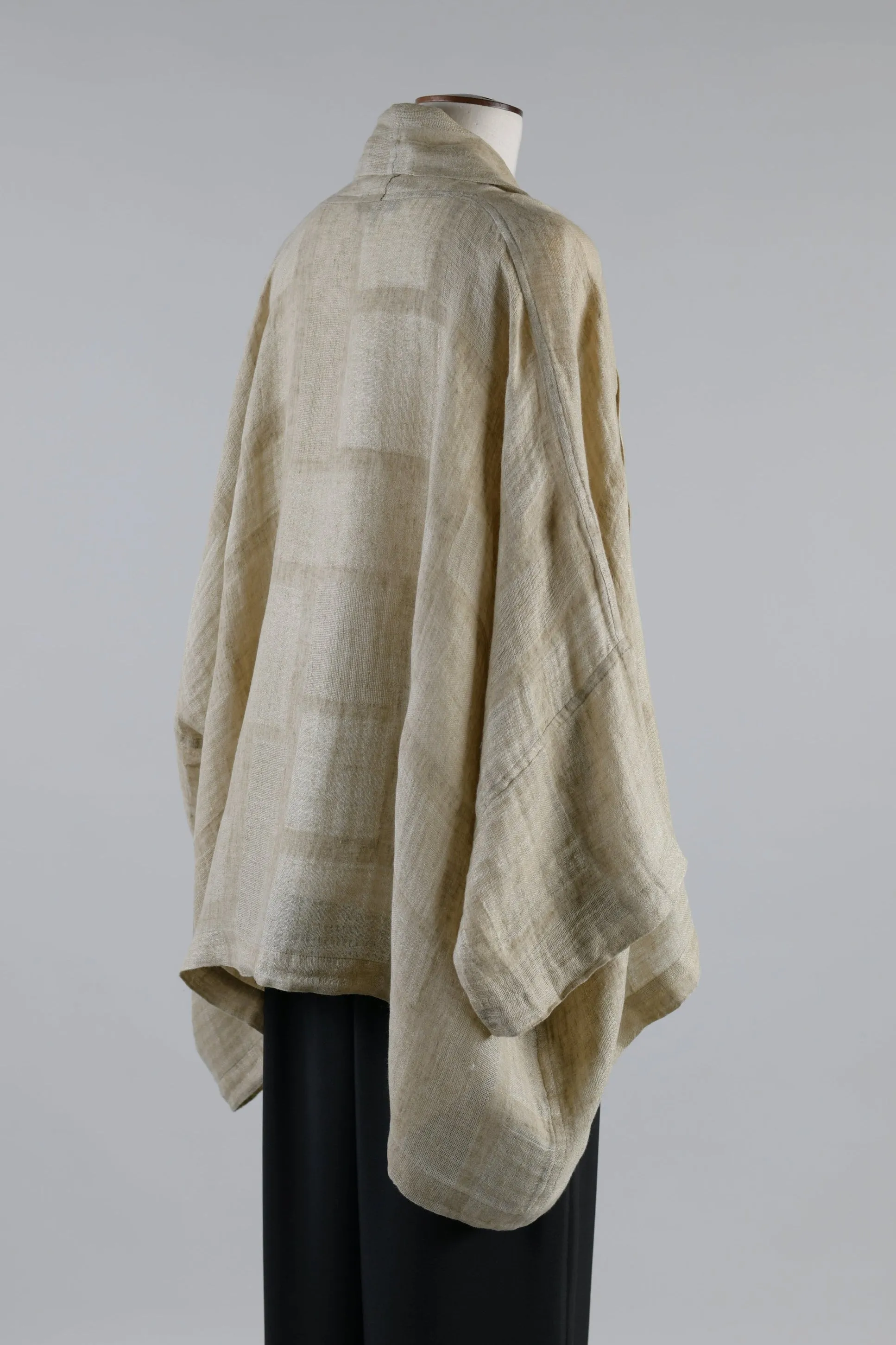 linen wide short slv scrunch shawl collar jacket- mid plus (goldhay) sold by eskandar product image thumbnail 3