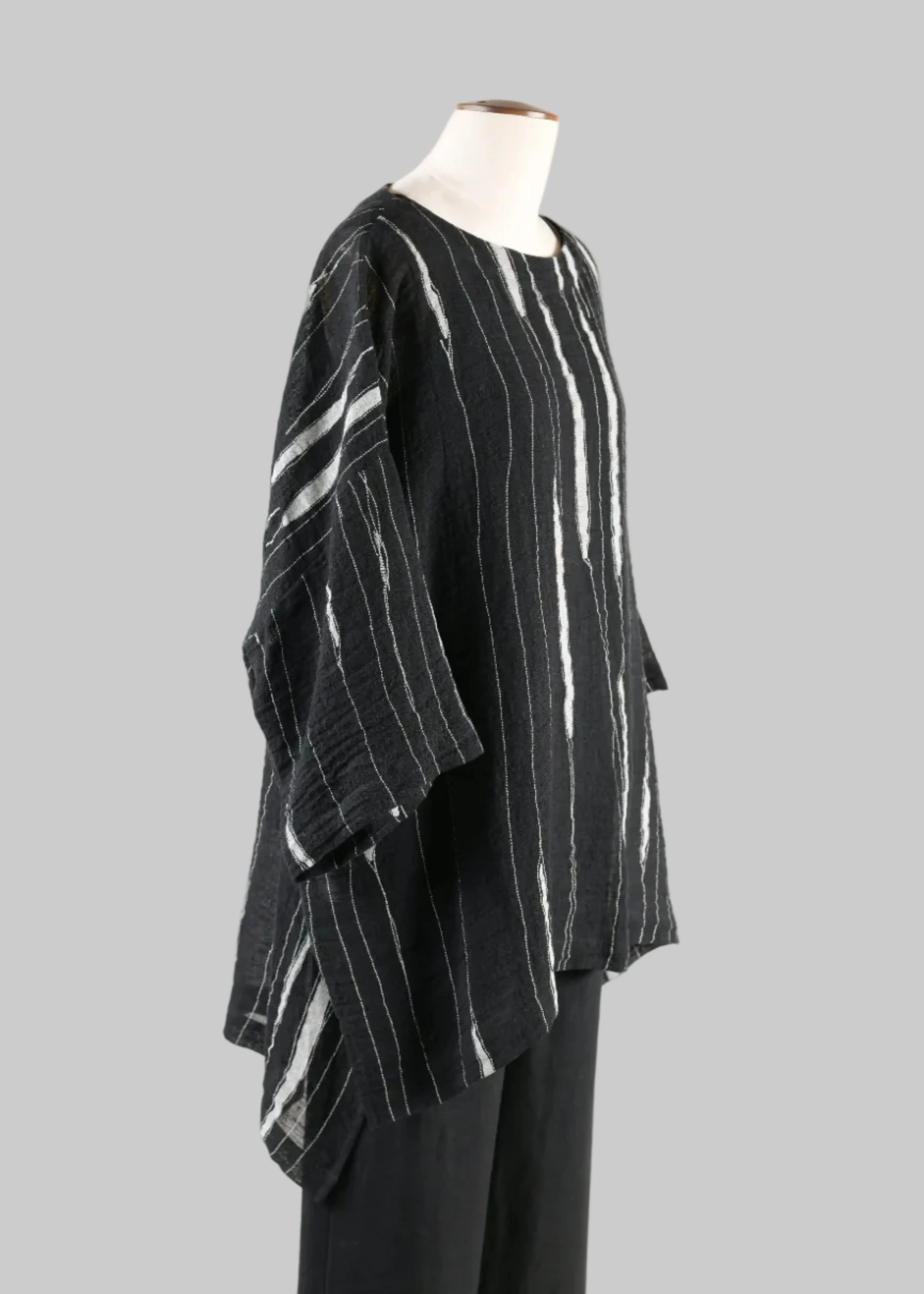 linen mix 3/4 sleeve scoop neck tunic - long (black/cream) sold by eskandar product image thumbnail 2
