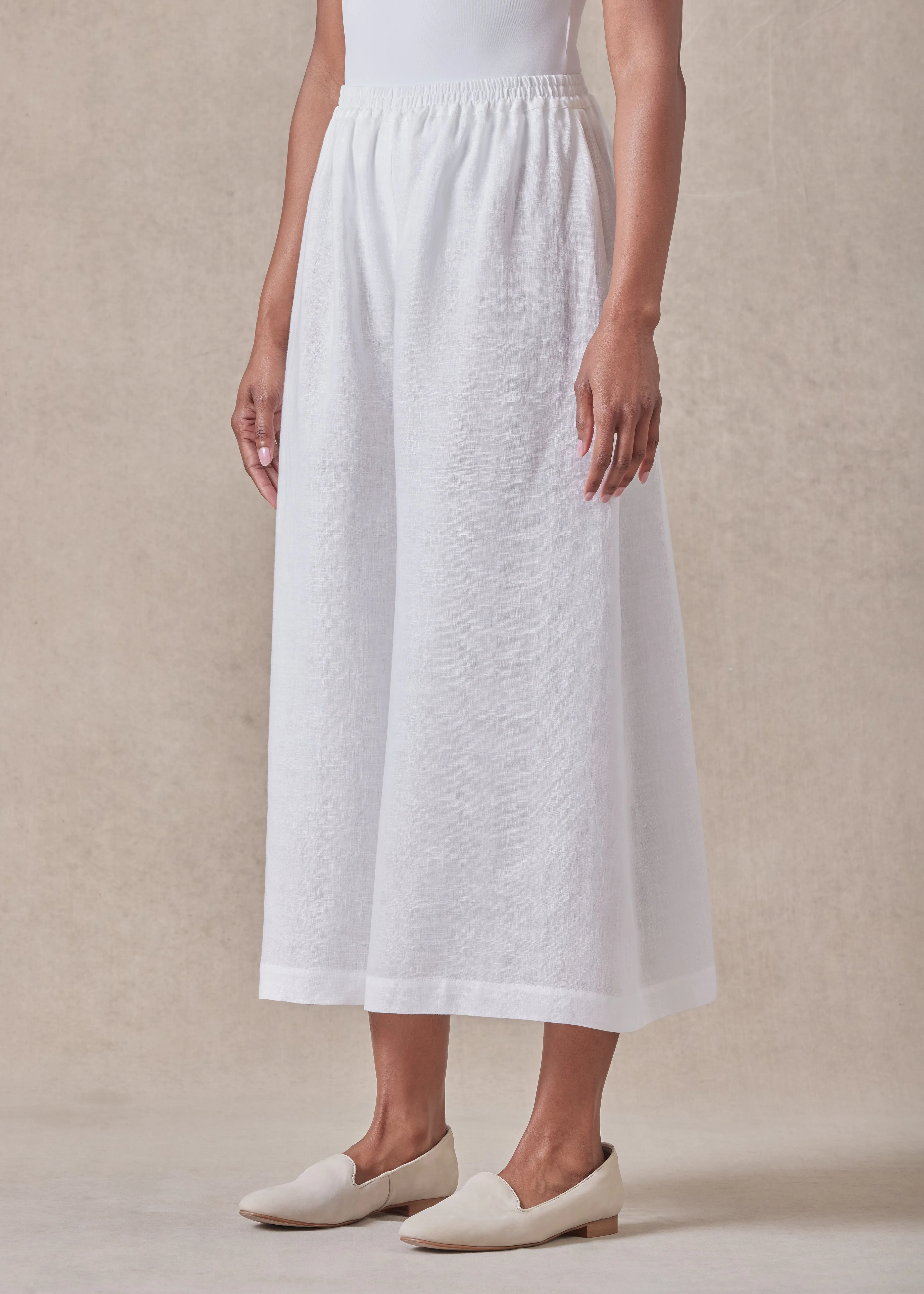 handkerchief linen flared culotte (white) sold by eskandar product image thumbnail 2