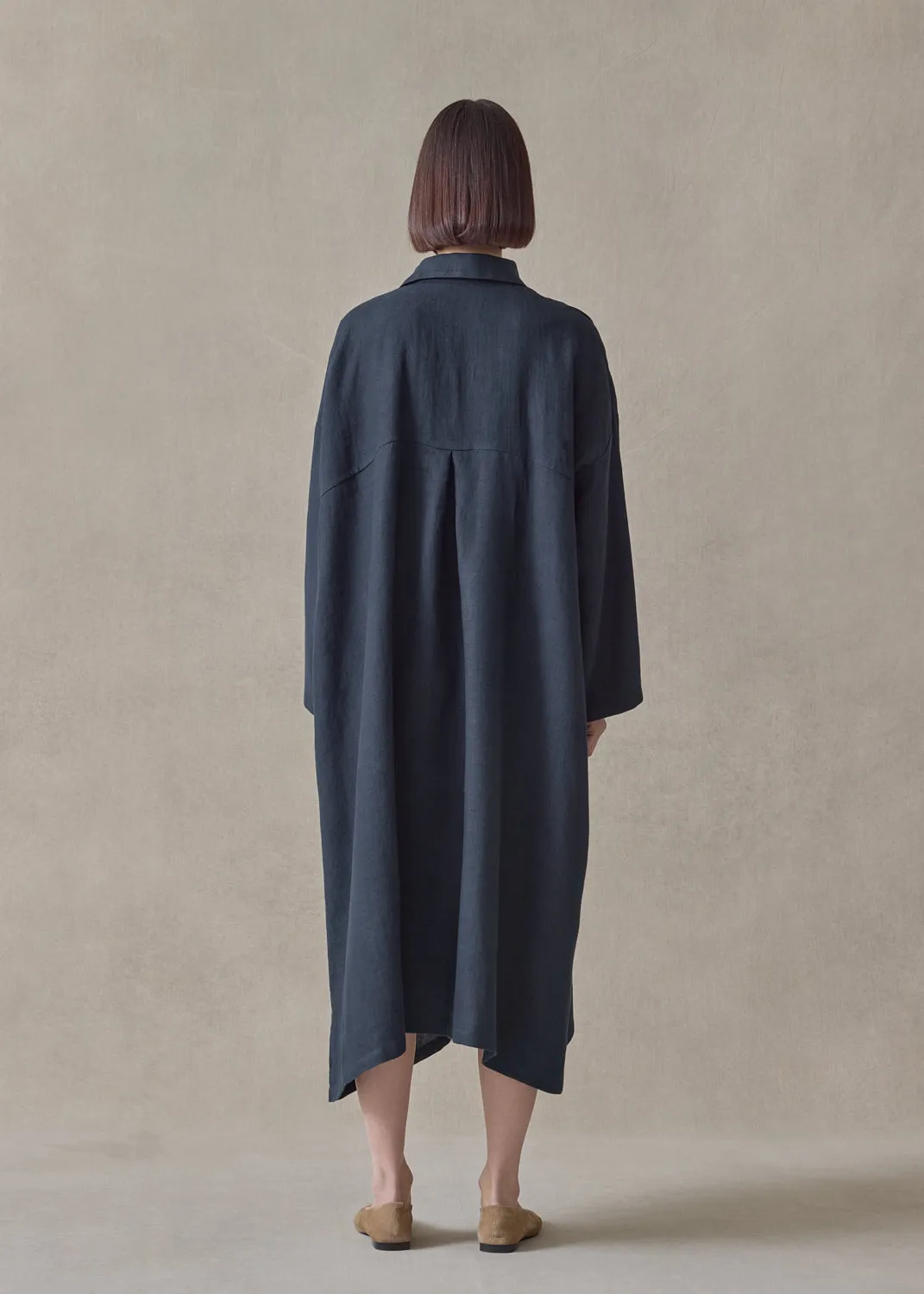 heavyweight linen wide a-line back pleat shirt dress with collar (navydark) sold by eskandar product image thumbnail 5