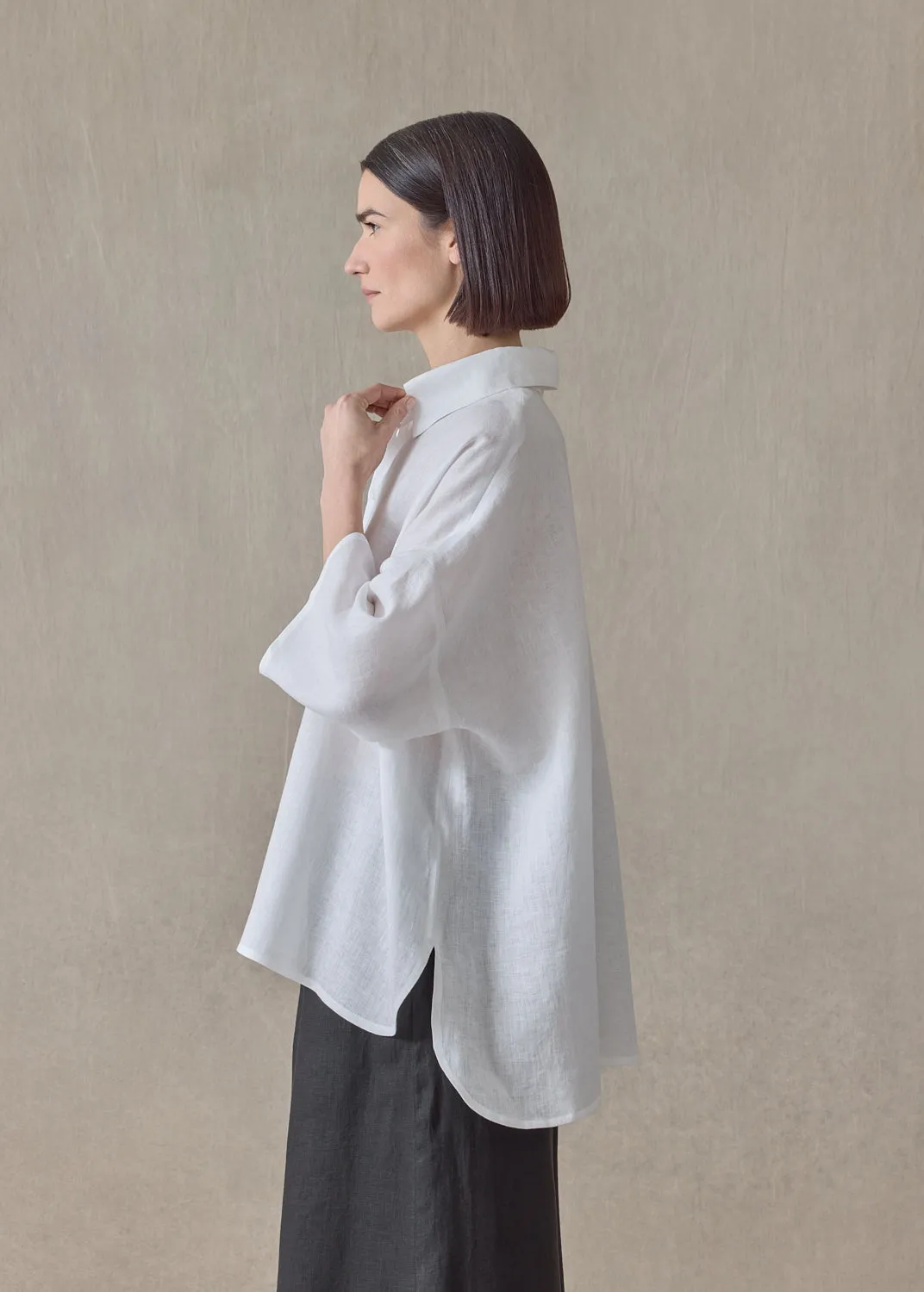 handkerchief linen sloped shoulder wide a-line short sleeve shirt with collar - mid plus (white) sold by eskandar product image thumbnail 3