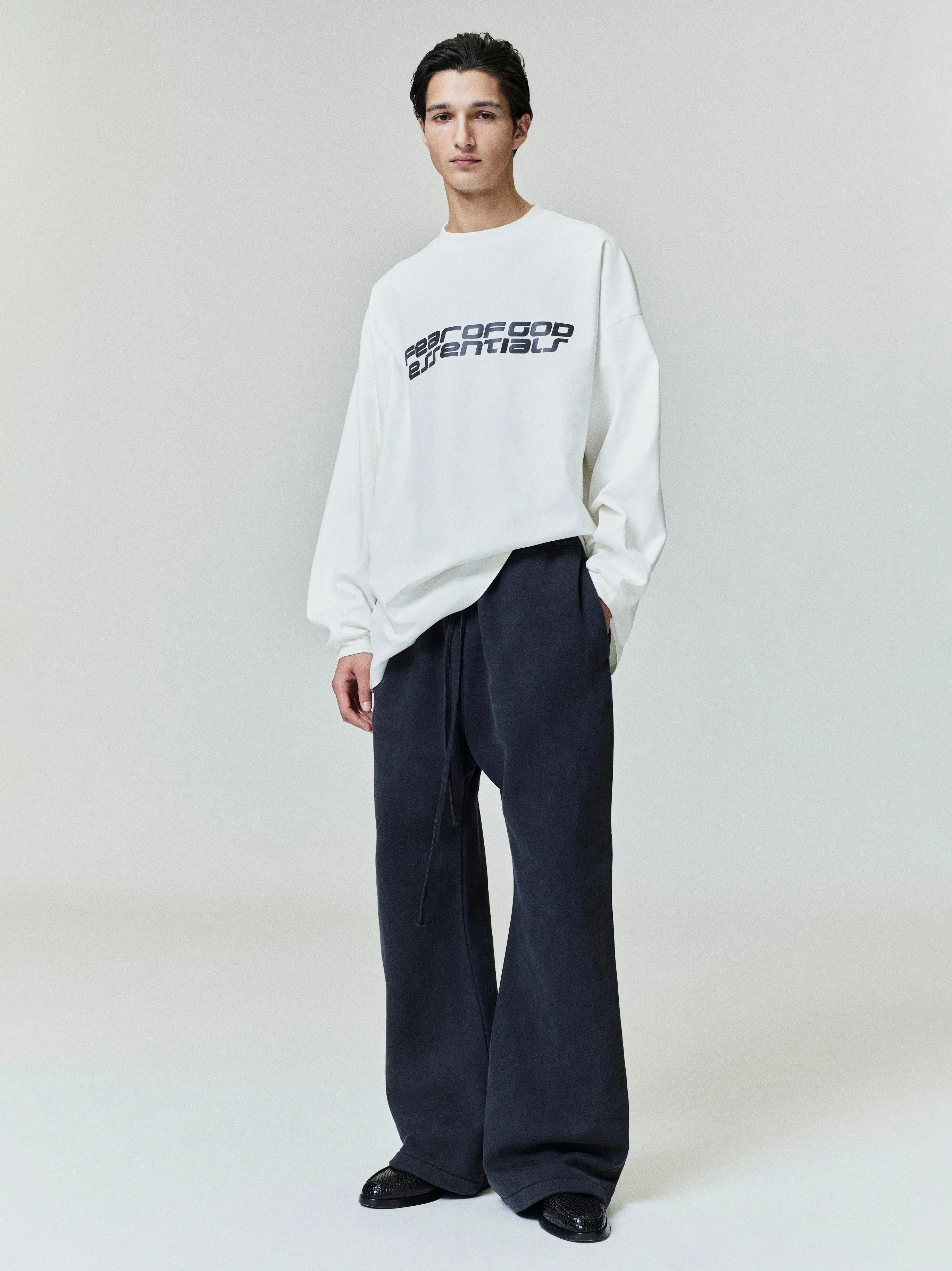 Heavy Fleece Flare Sweatpant sold by Essentials product image thumbnail 2