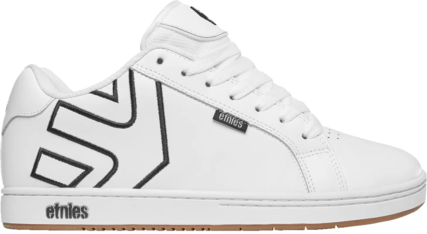 FADER sold by Etnies