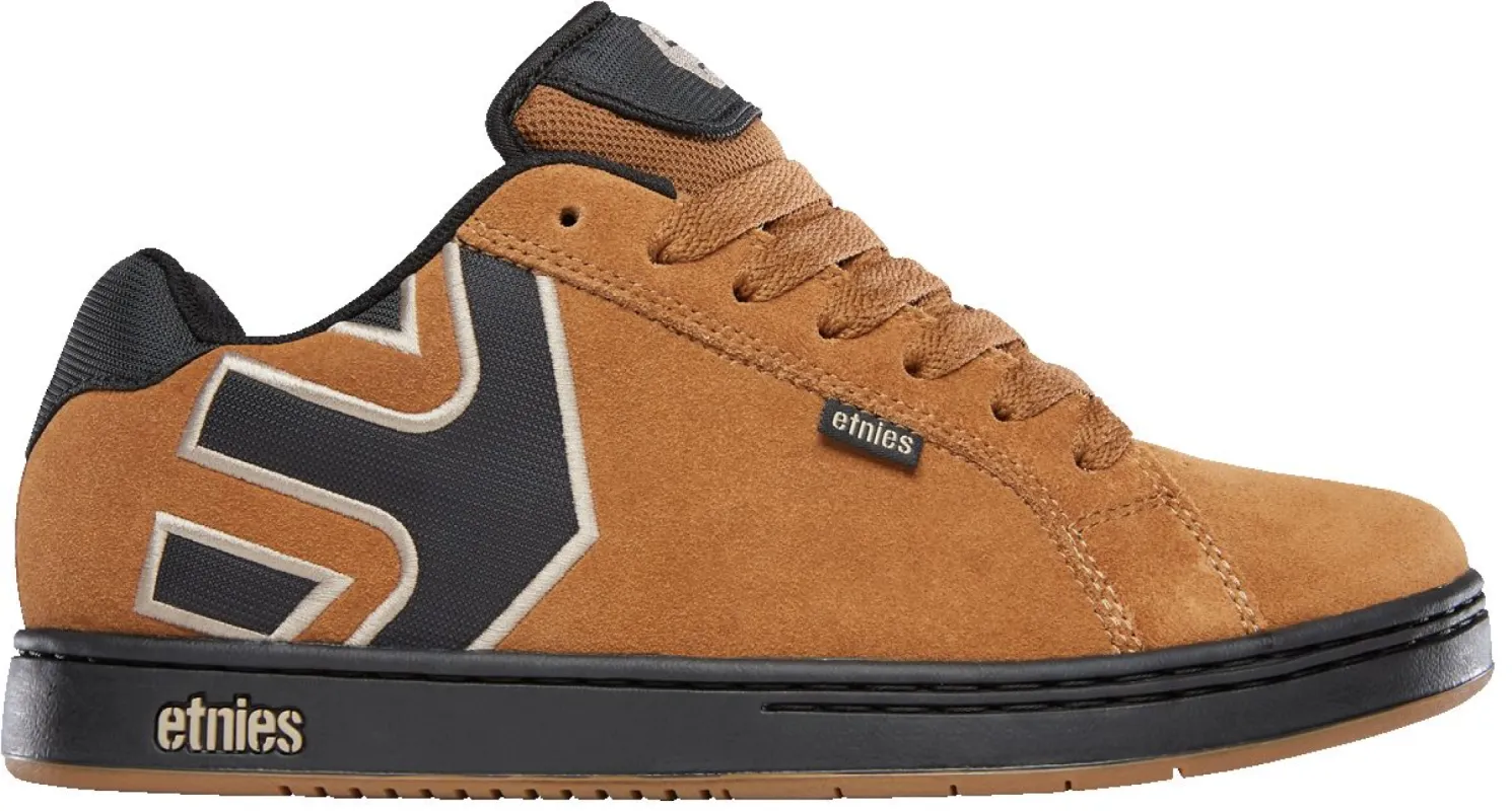 FADER sold by Etnies