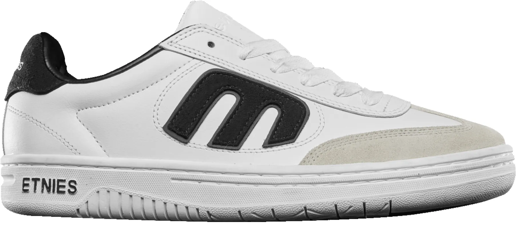 Locut sold by Etnies