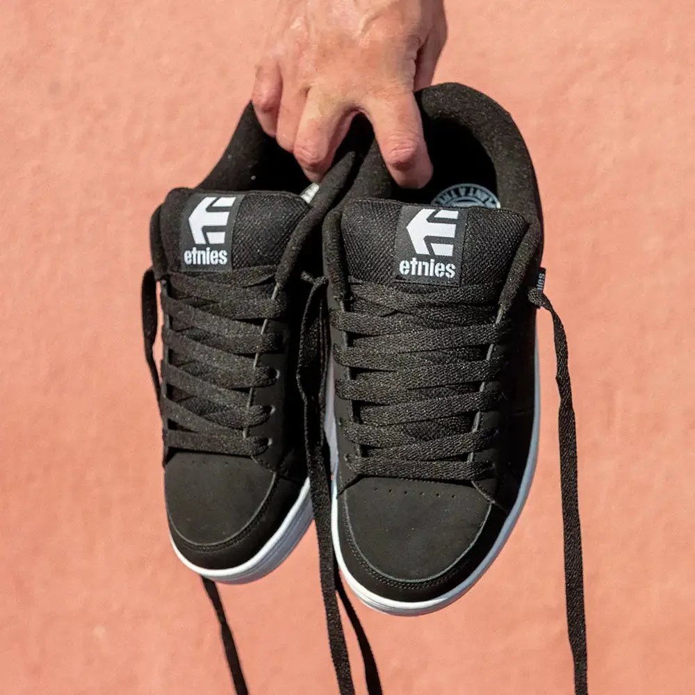 Kingpin x Santa Cruz sold by Etnies product image thumbnail 5