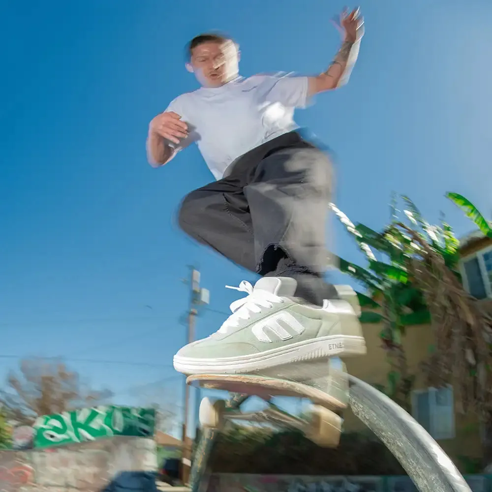 Locut sold by Etnies product image thumbnail 4