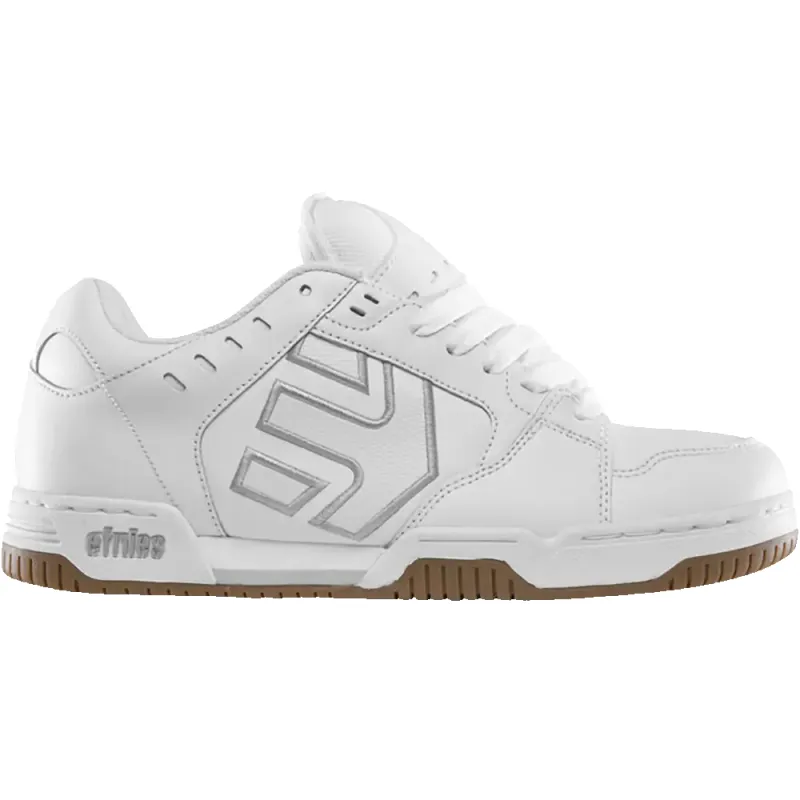 Faze sold by Etnies