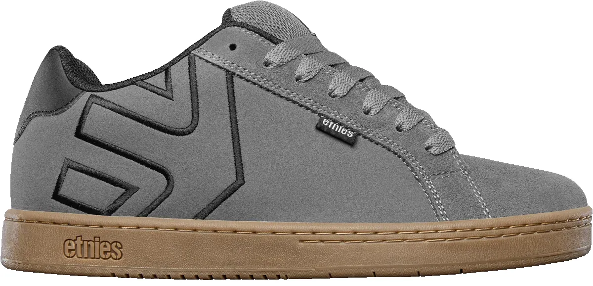 Fader sold by Etnies