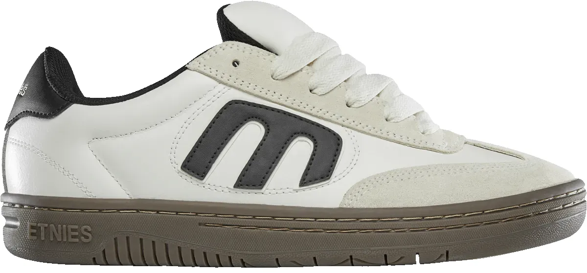 Locut sold by Etnies