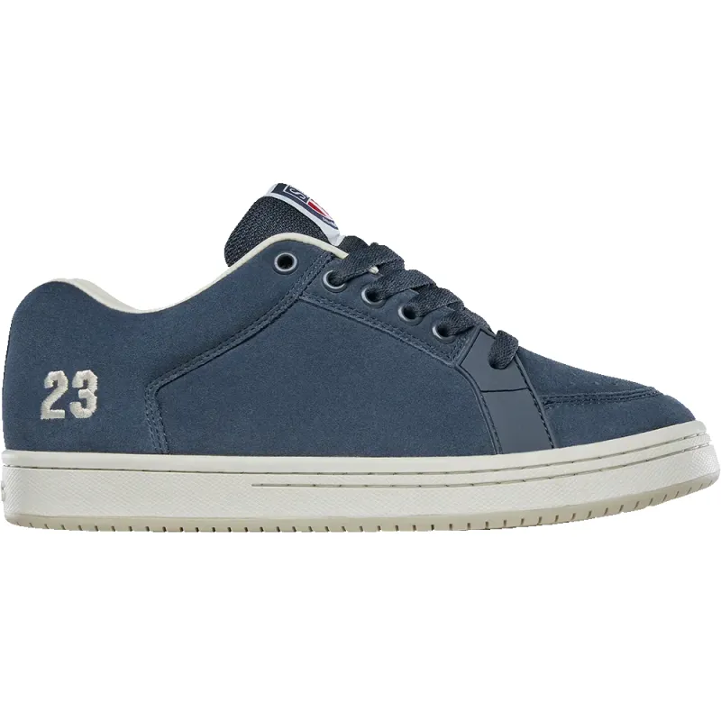 Sal 23 sold by Etnies