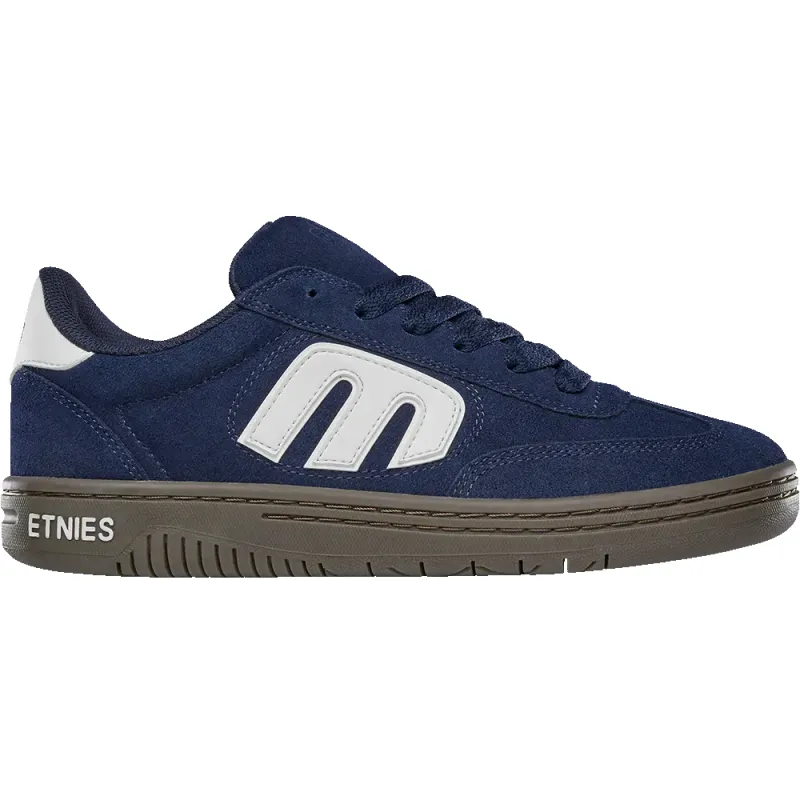 Locut sold by Etnies