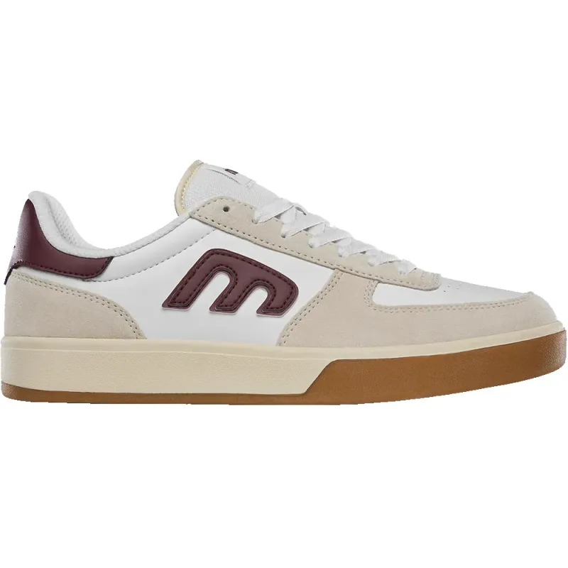 Emerson sold by Etnies