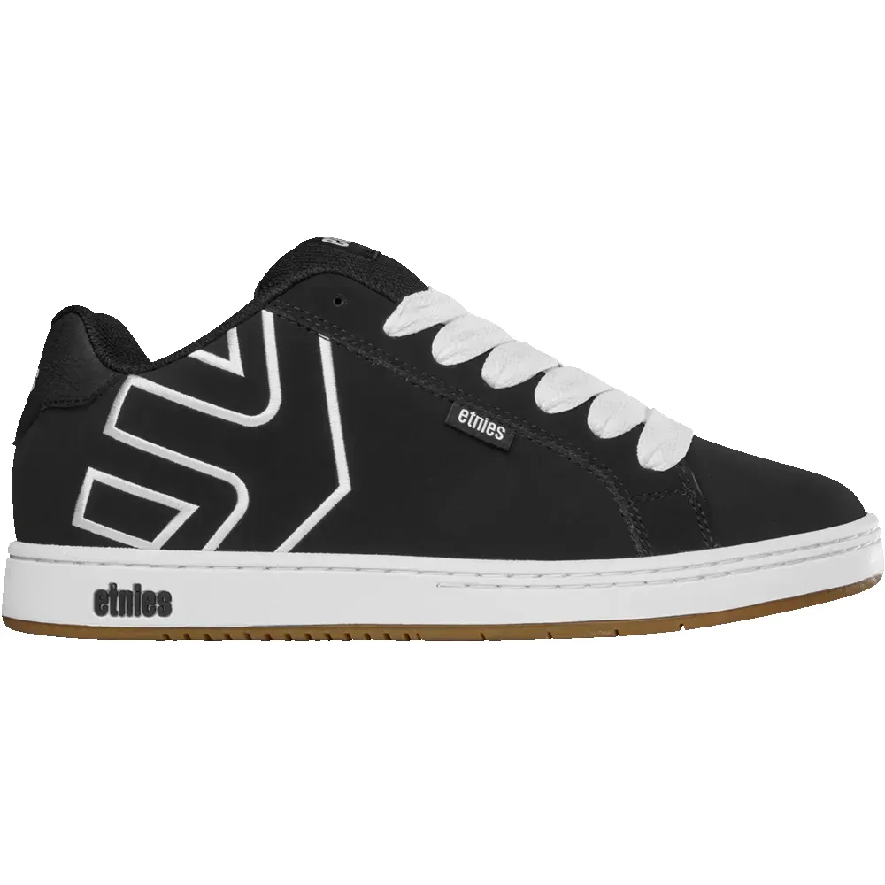 Fader sold by Etnies