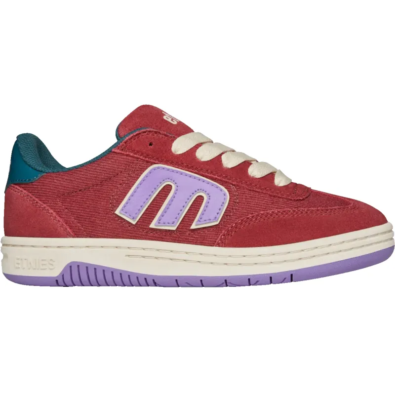 Locut made by Etnies