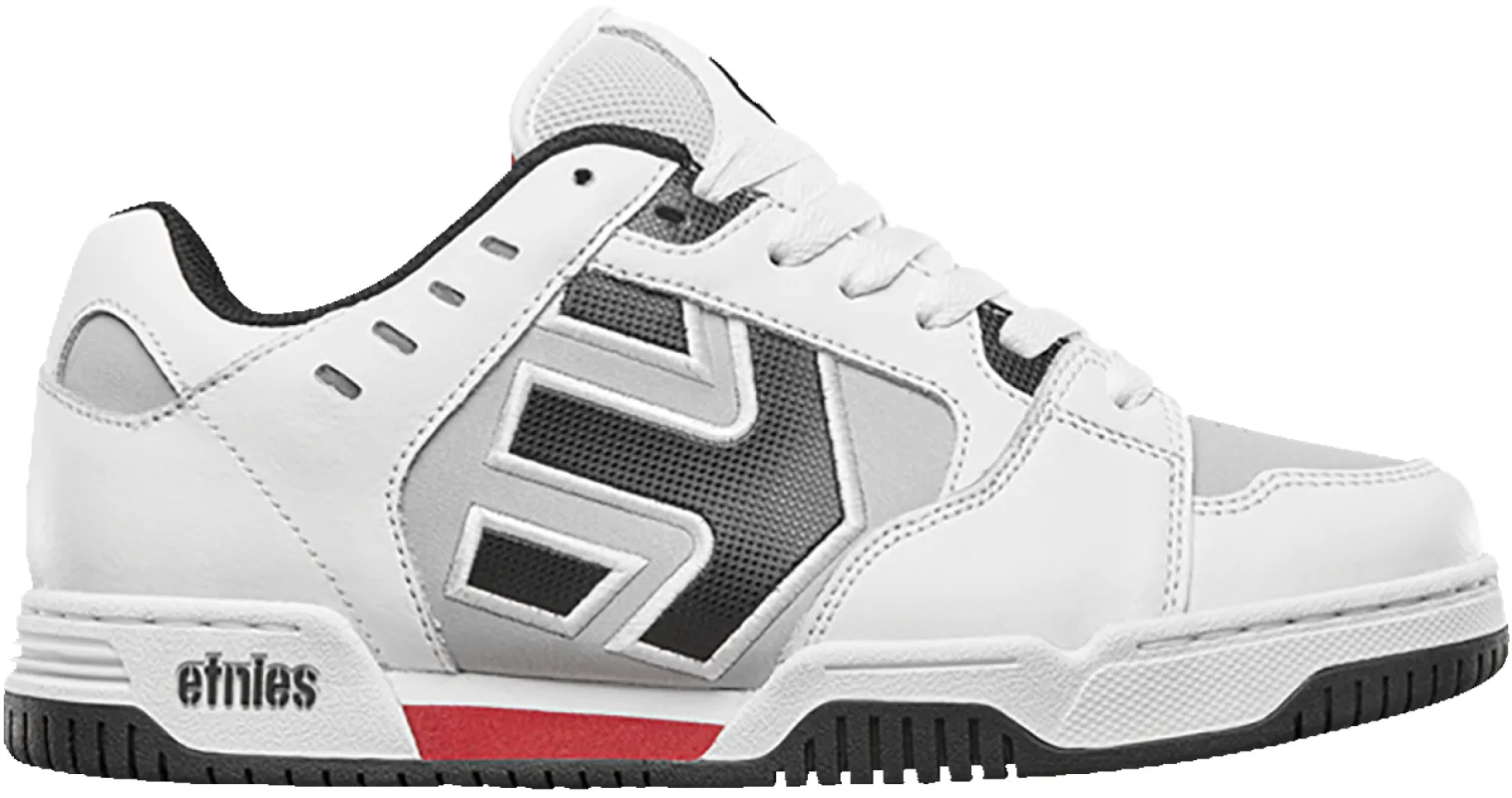 FAZE sold by Etnies
