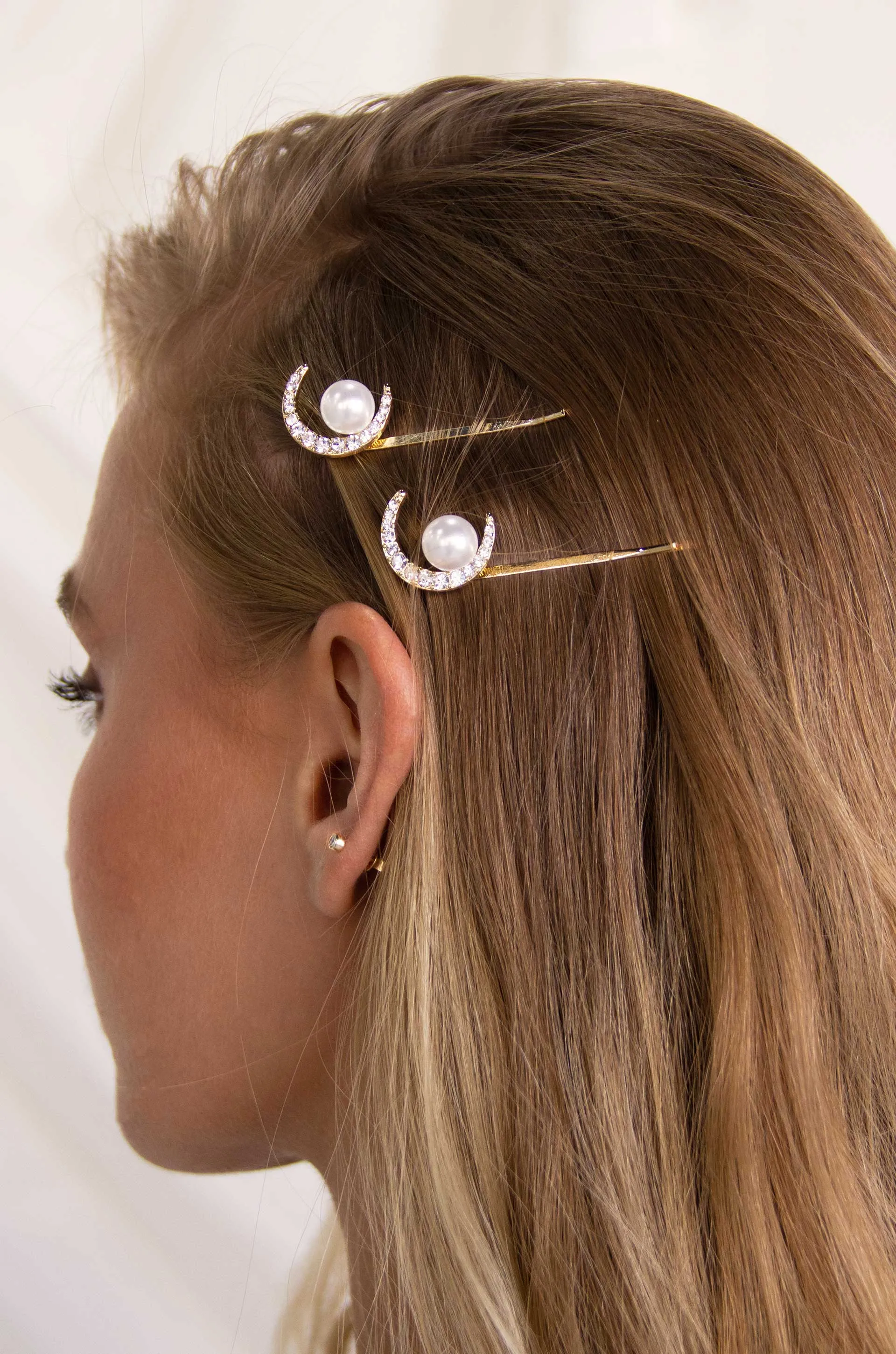 Spell Casting Crystal and Pearl Hair Pins sold by ettika product image thumbnail 2