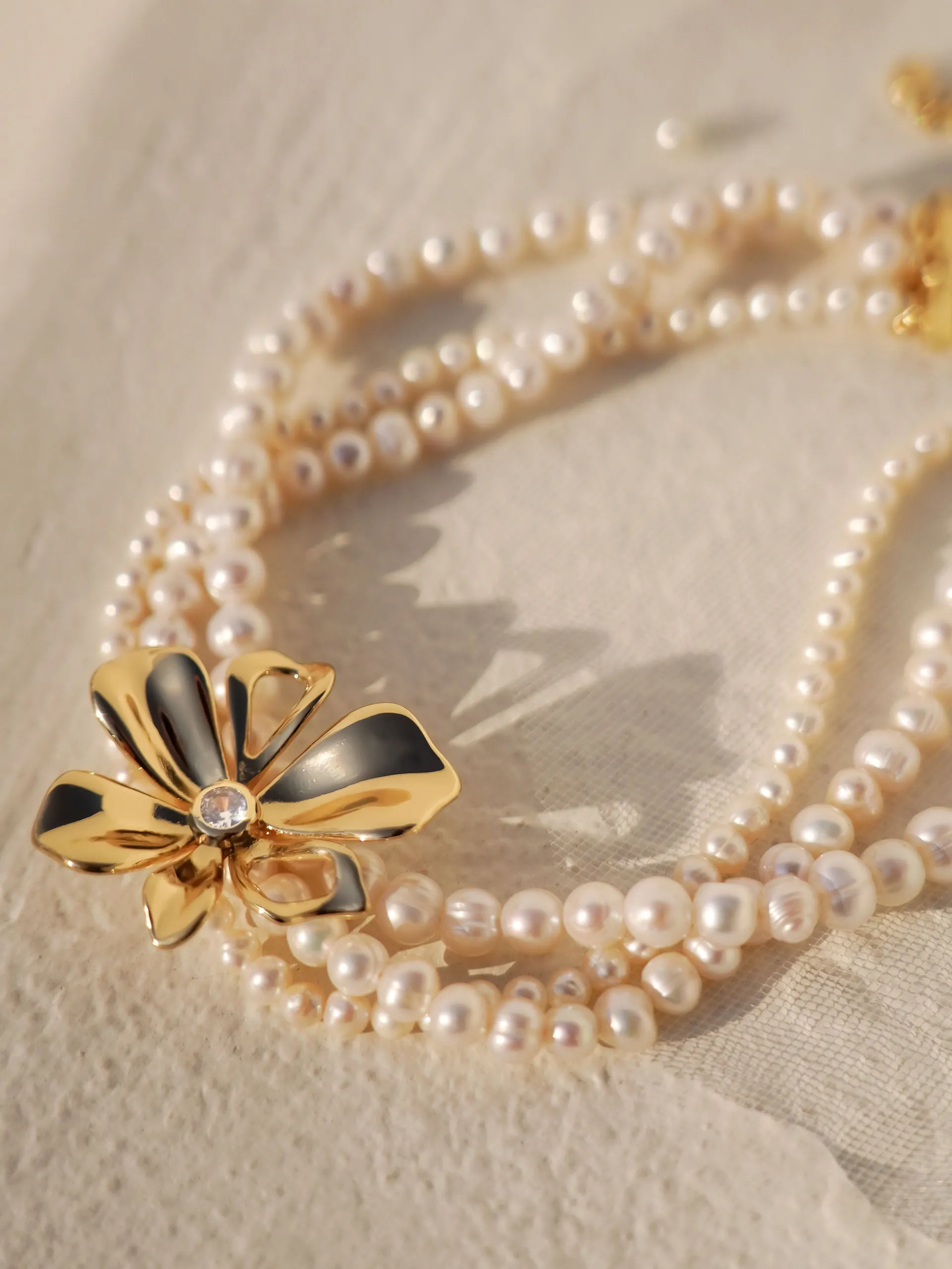 Pearl Petals Choker sold by ettika product image thumbnail 3