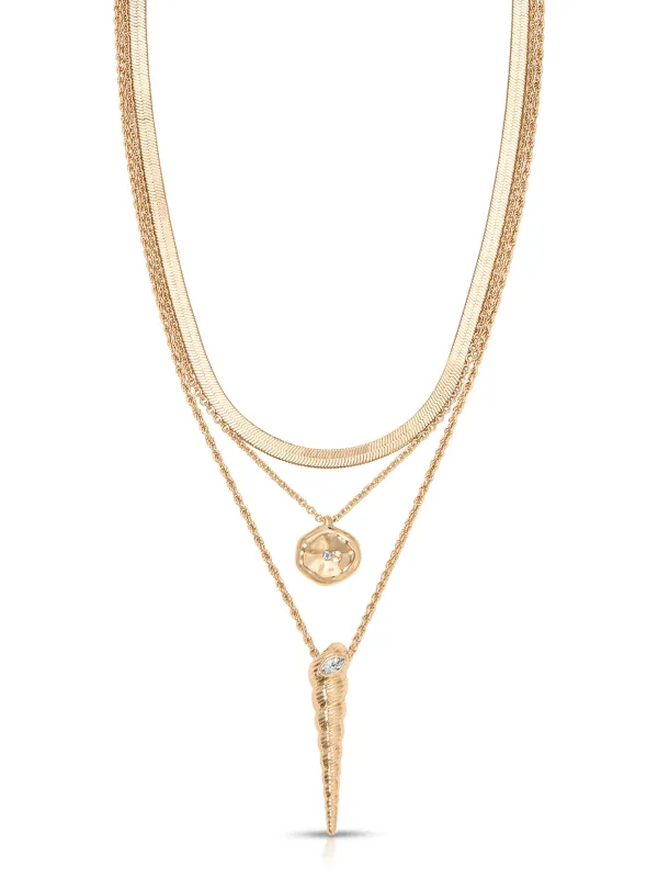 Saint Tropez Shell Necklace sold by ettika