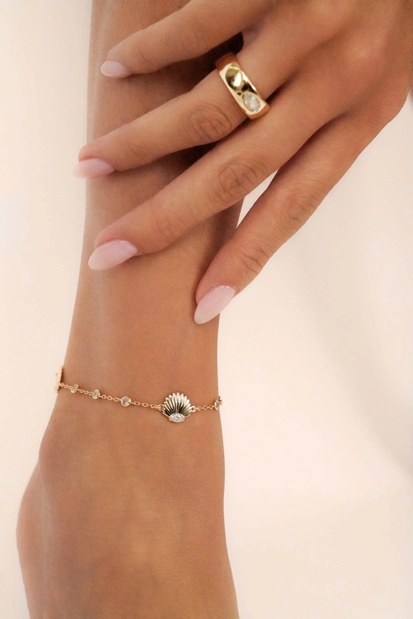 Santorini Shell Anklet sold by ettika product image thumbnail 2