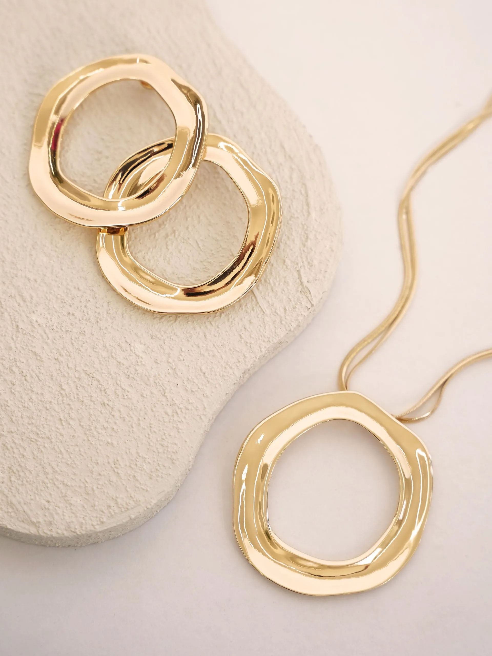 Open Circle Bundle sold by ettika product image thumbnail 2