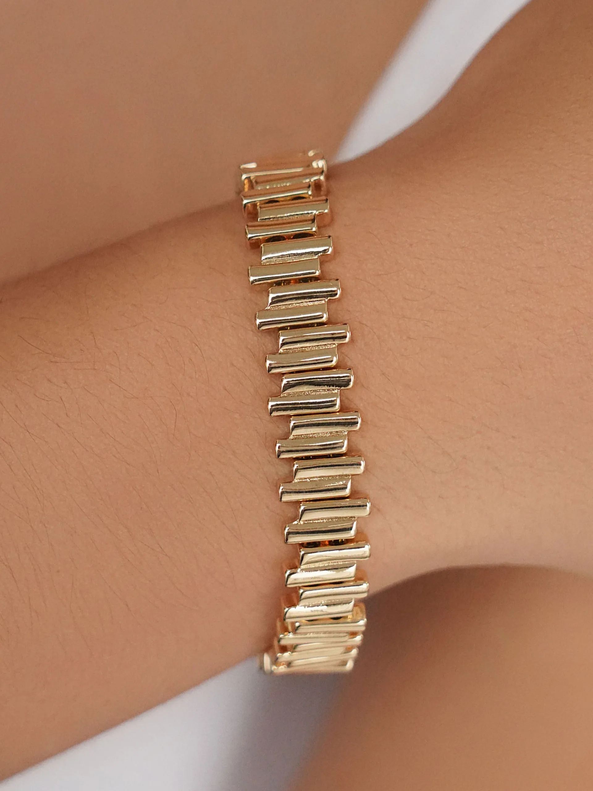 Everyday Link Bracelet sold by ettika product image thumbnail 4