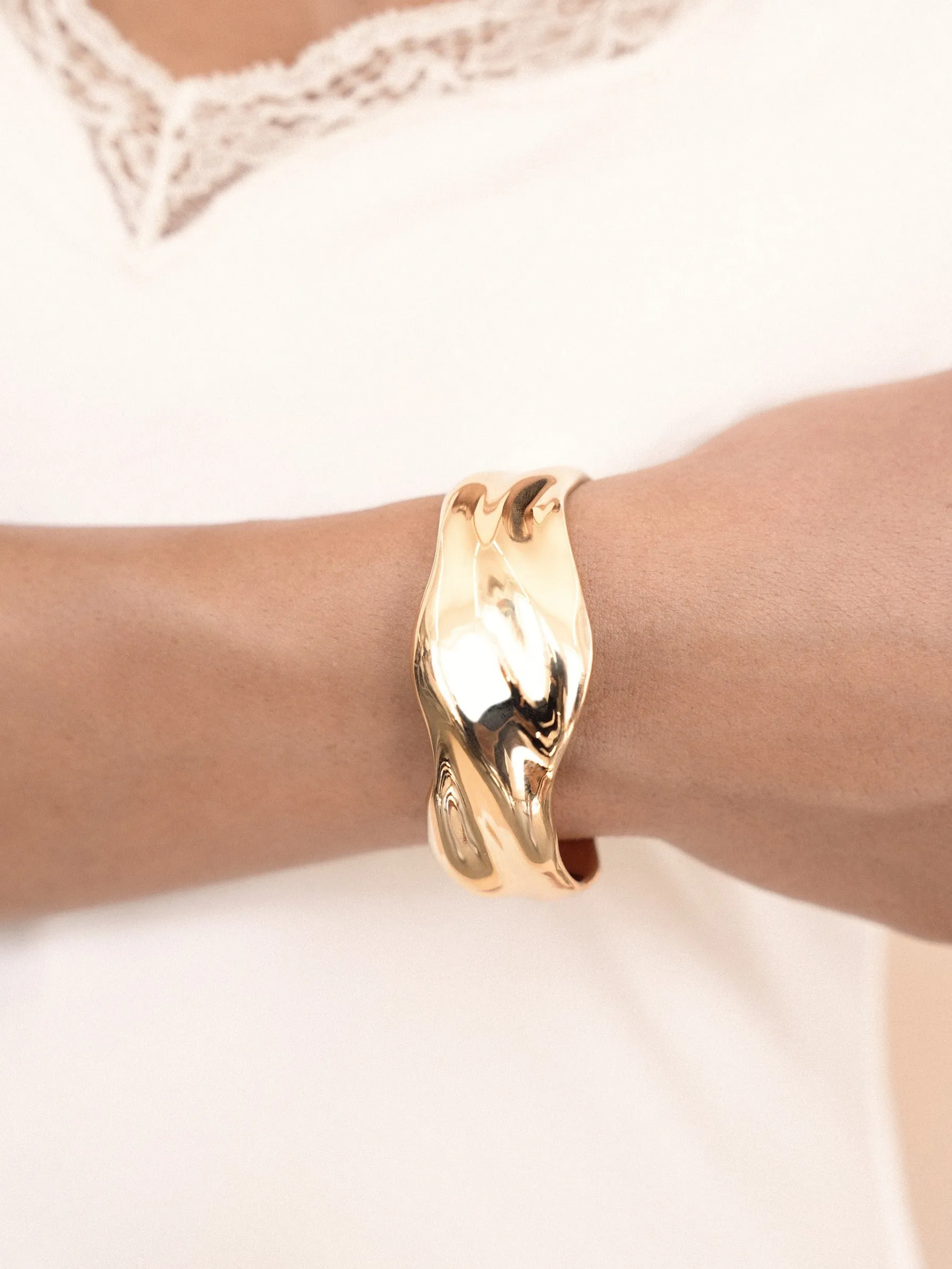 Sculptural Stack Bundle sold by ettika product image thumbnail 5