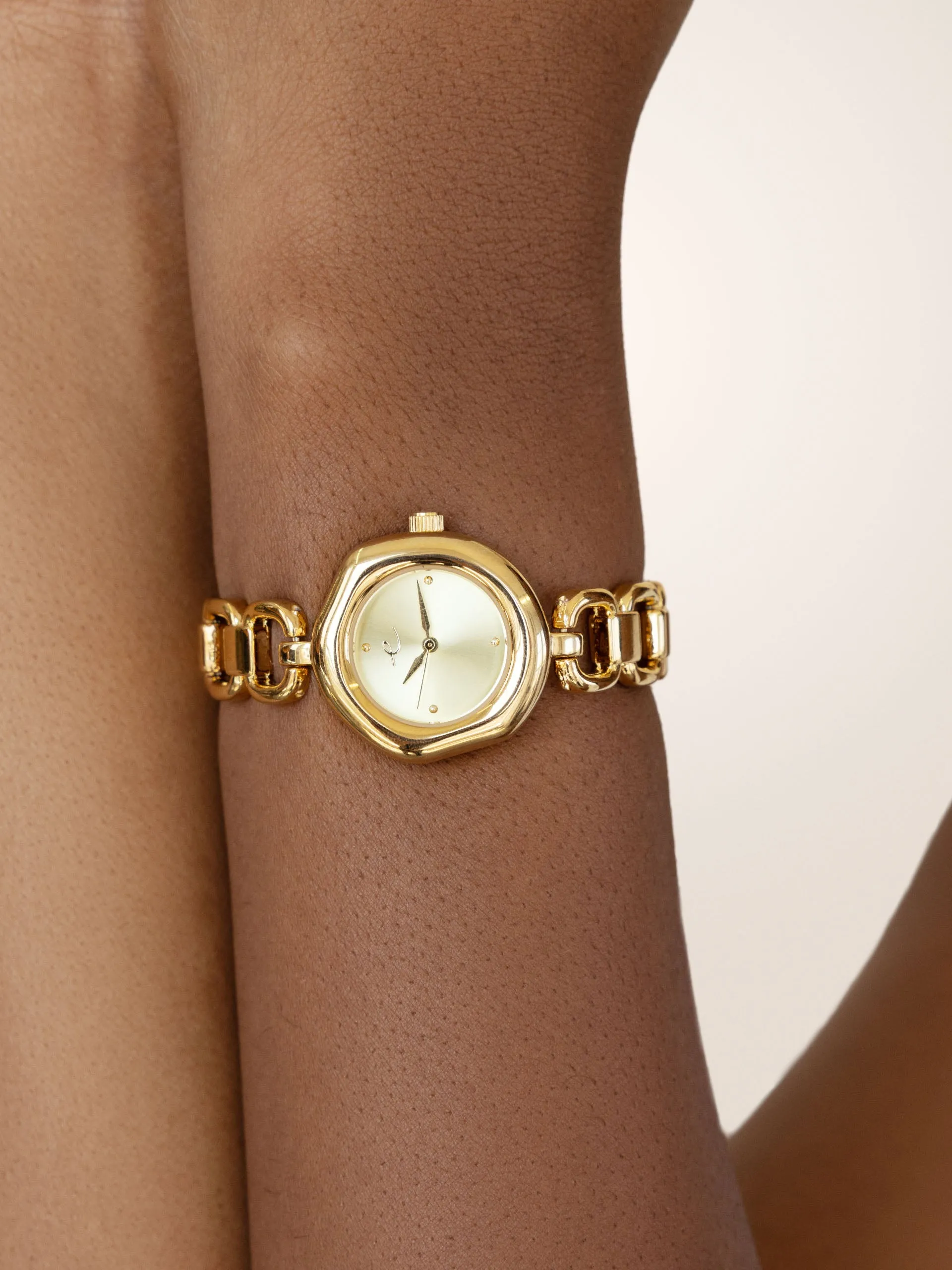 Open Circle Bracelet Watch in Gold sold by ettika product image thumbnail 2