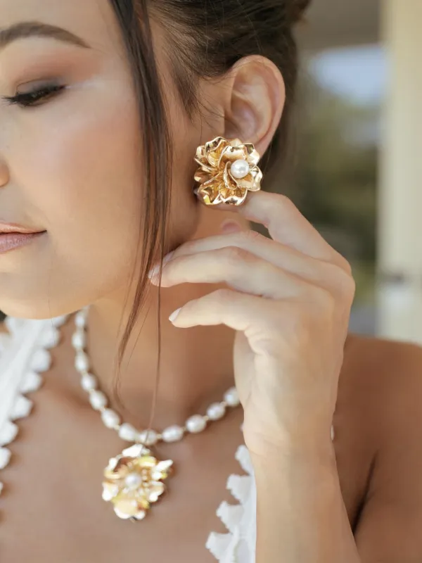Golden Petals Set made by ettika