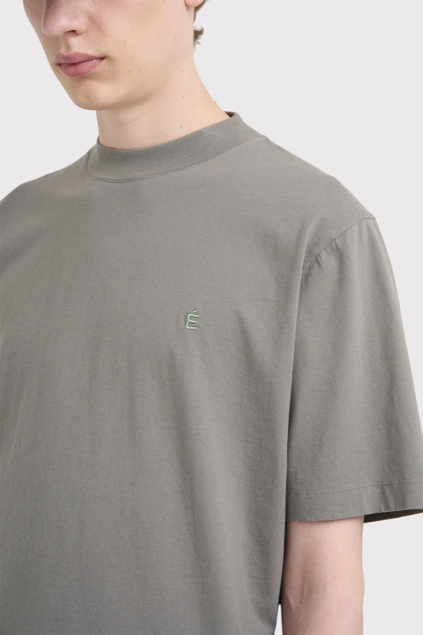 AWARD ACCENT PEWTER sold by Etudes Studio product image thumbnail 4