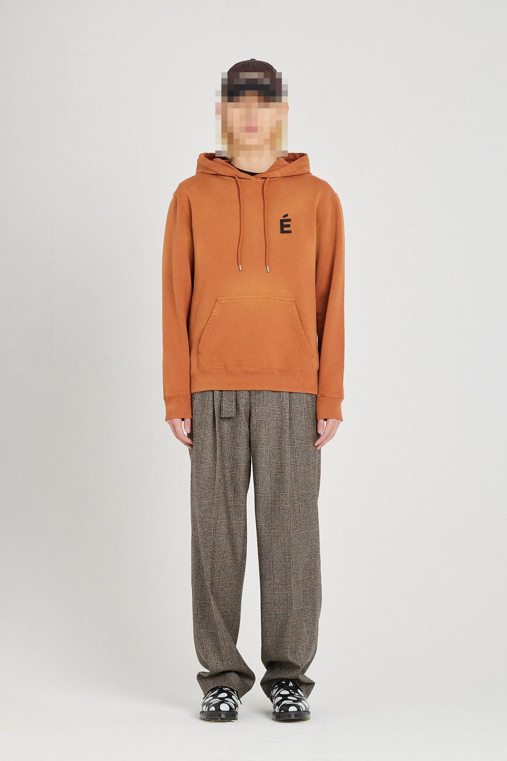 HOODIE PATCH SPRAY BROWN sold by Etudes Studio product image thumbnail 2