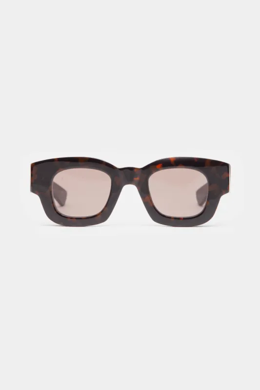 SPECTACLE TORTOISE sold by Etudes Studio