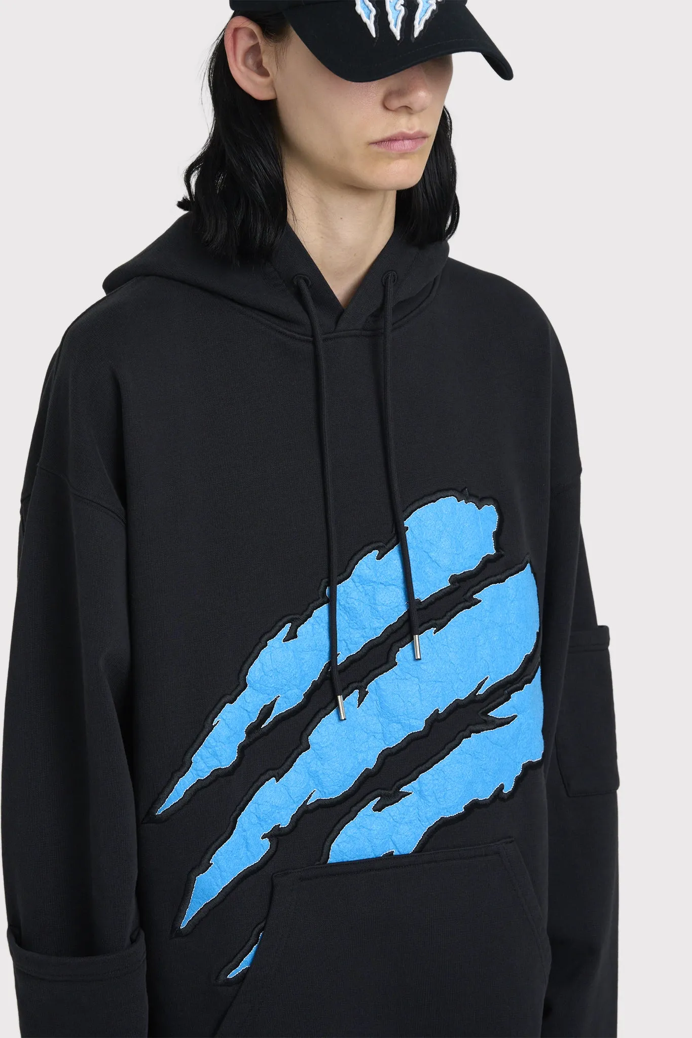 TRANSFER CLAWS BLACK sold by Etudes Studio product image thumbnail 2