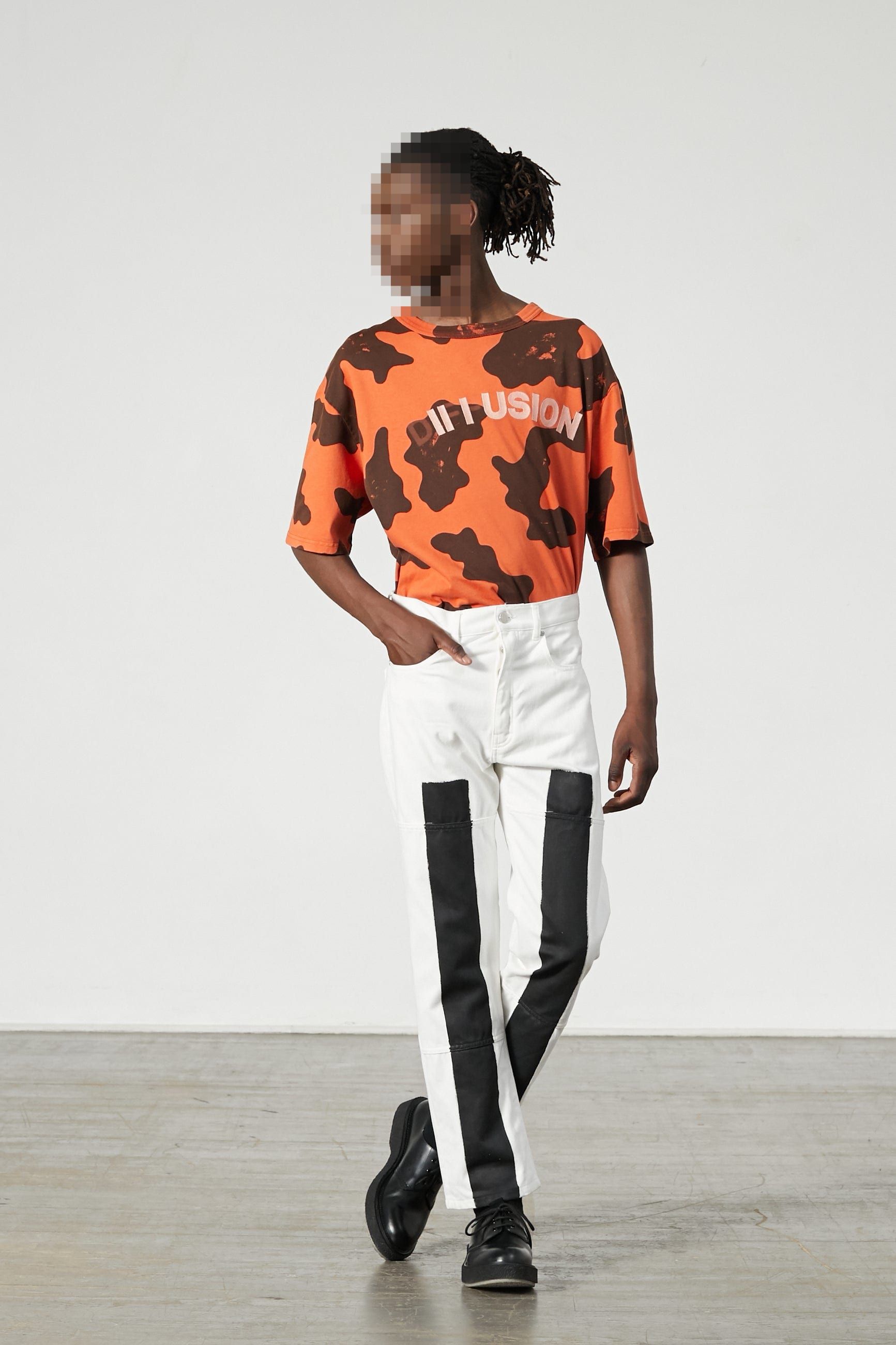 CORNER DENIM PAINT WHITE sold by Etudes Studio product image thumbnail 3