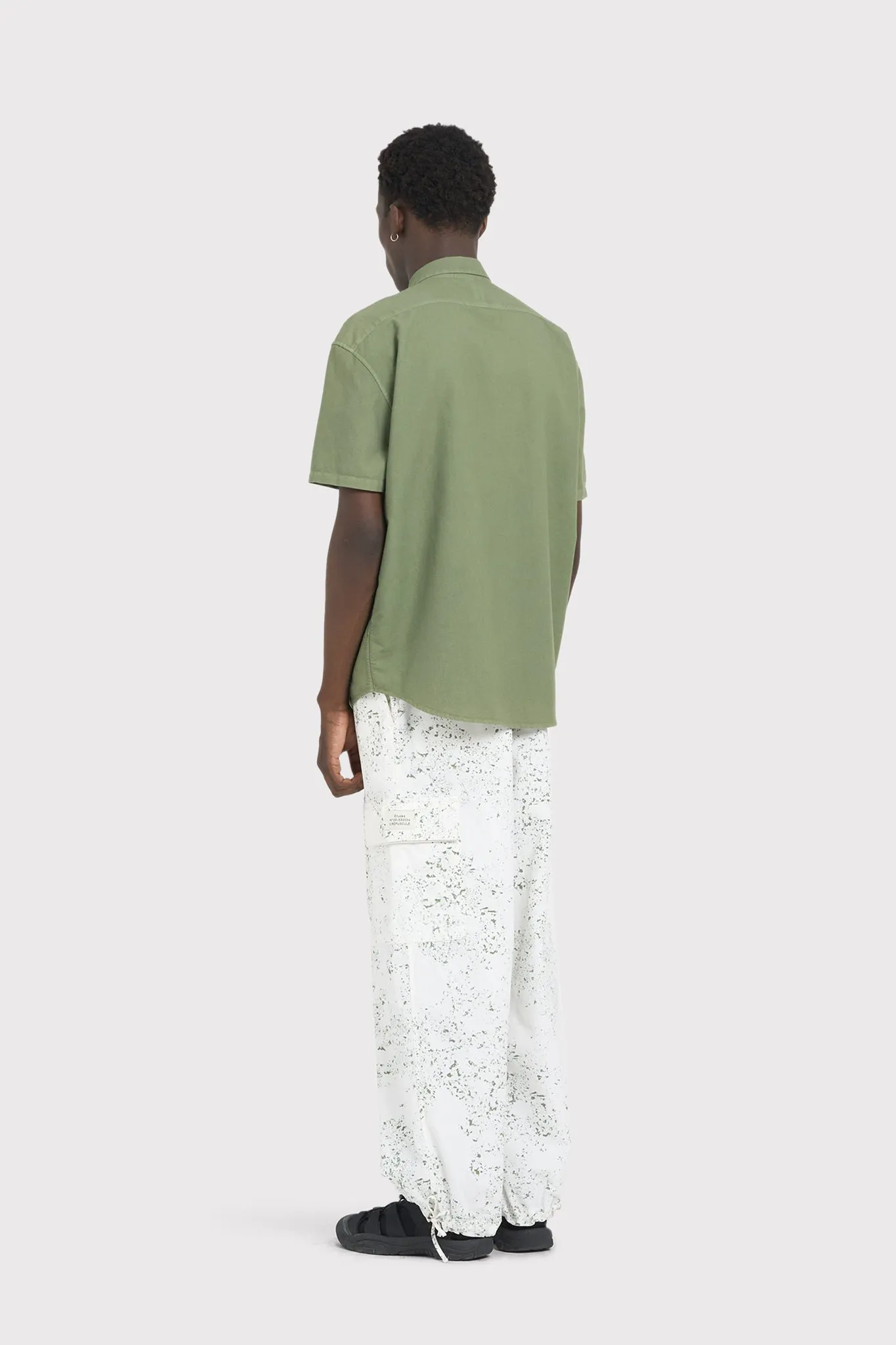 LYRIQUE SS ACCENT OXFORD OLIVE sold by Etudes Studio product image thumbnail 4