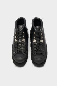 YOSEMITE BLACK sold by Etudes Studio
