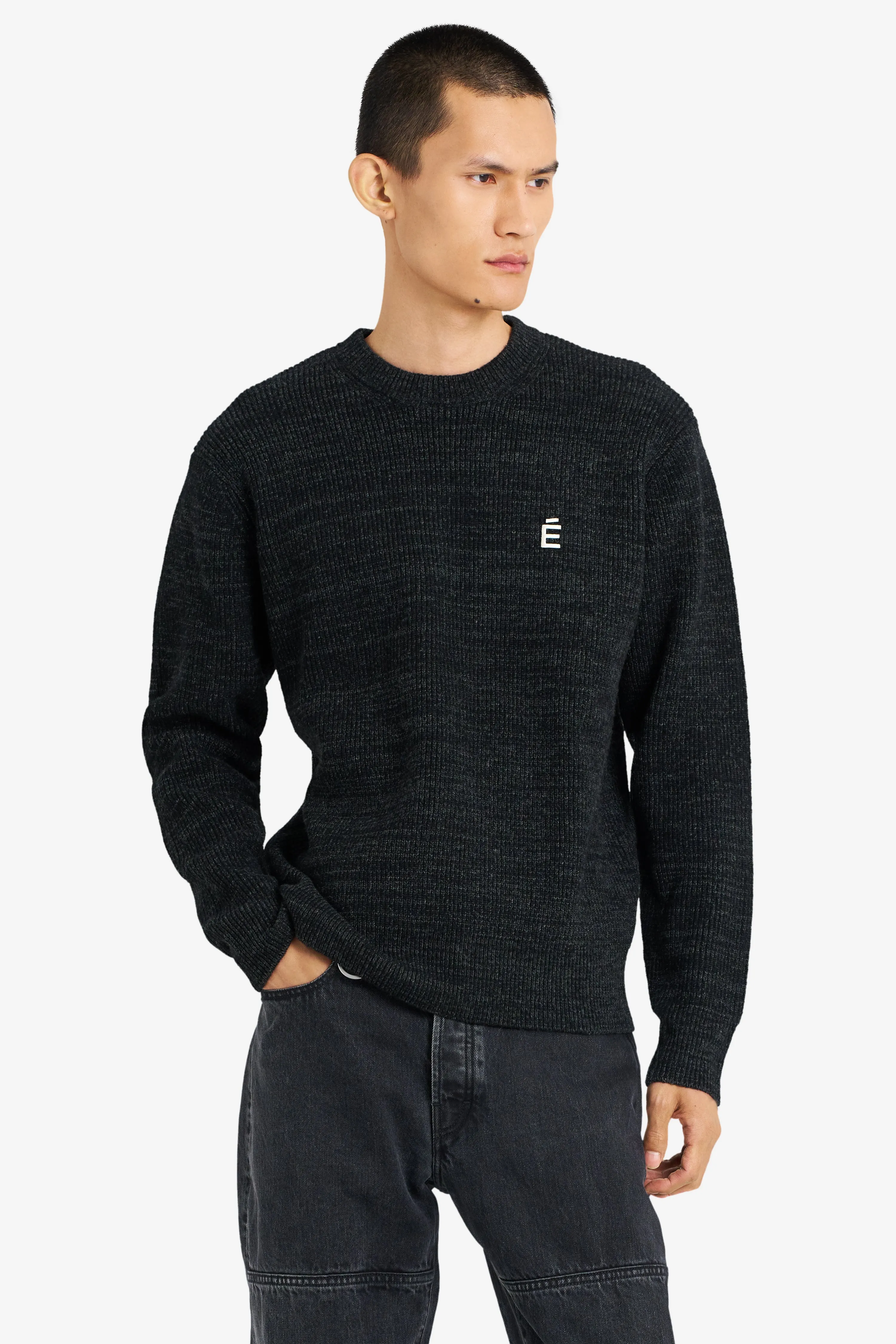 REGULAR ROUND NECK BLACK sold by Etudes Studio product image thumbnail 3