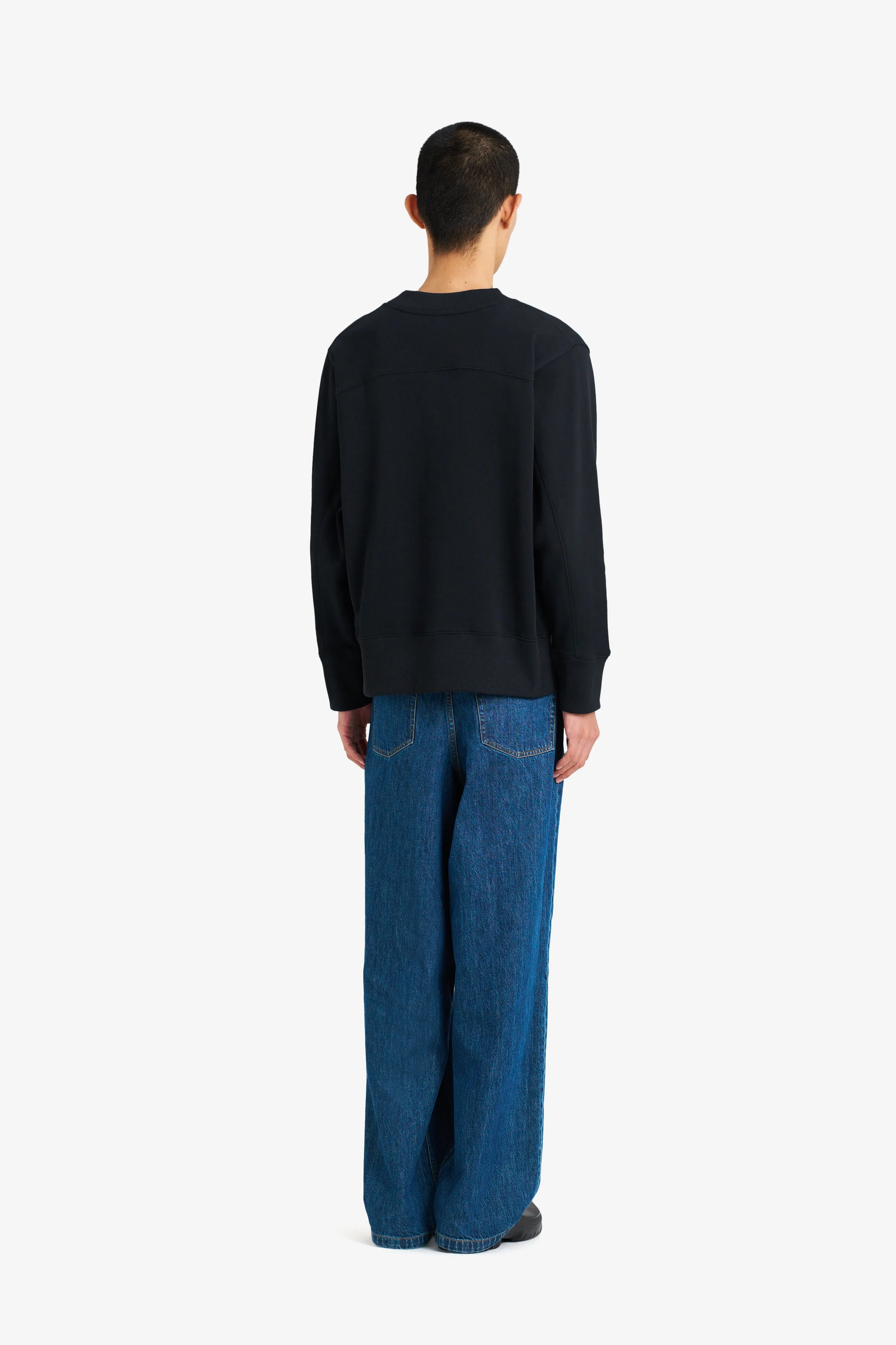 RELAX CREW NECK PEACE BLACK sold by Etudes Studio product image thumbnail 5