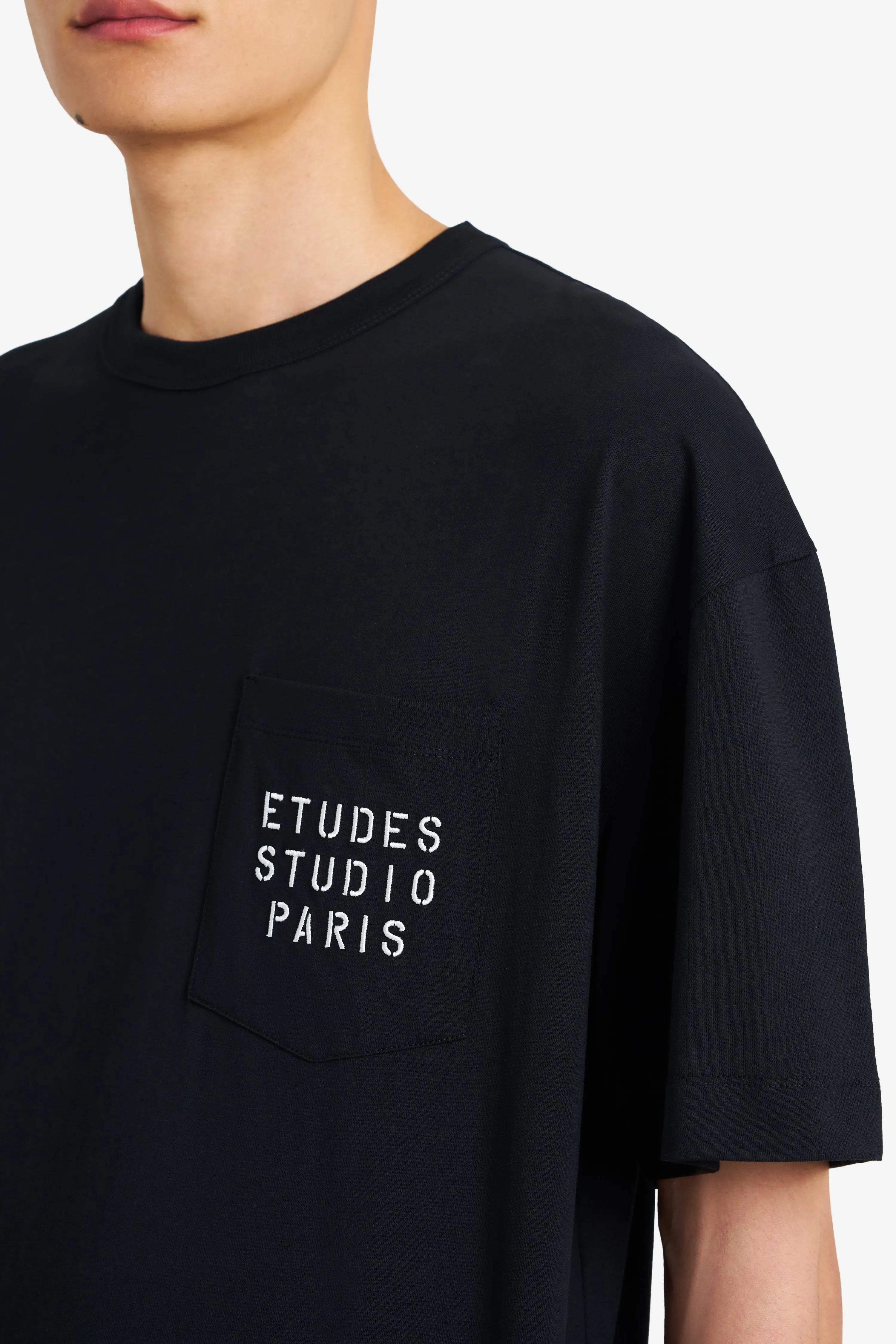 RELAX POCKET TEE SHIRT STENCIL BLACK sold by Etudes Studio product image thumbnail 4