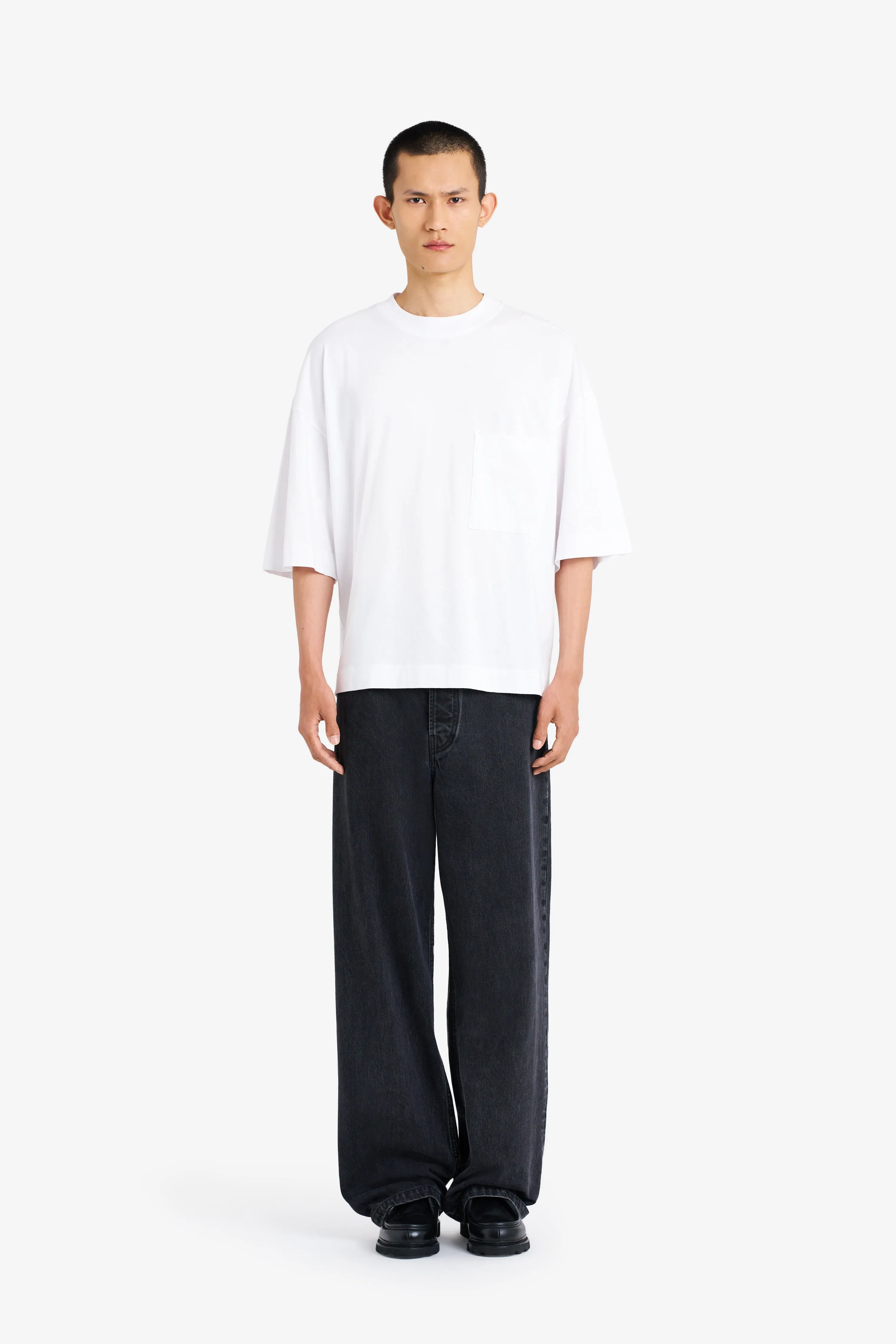 OVERSIZE POCKET TEE SHIRT WHITE sold by Etudes Studio product image thumbnail 2