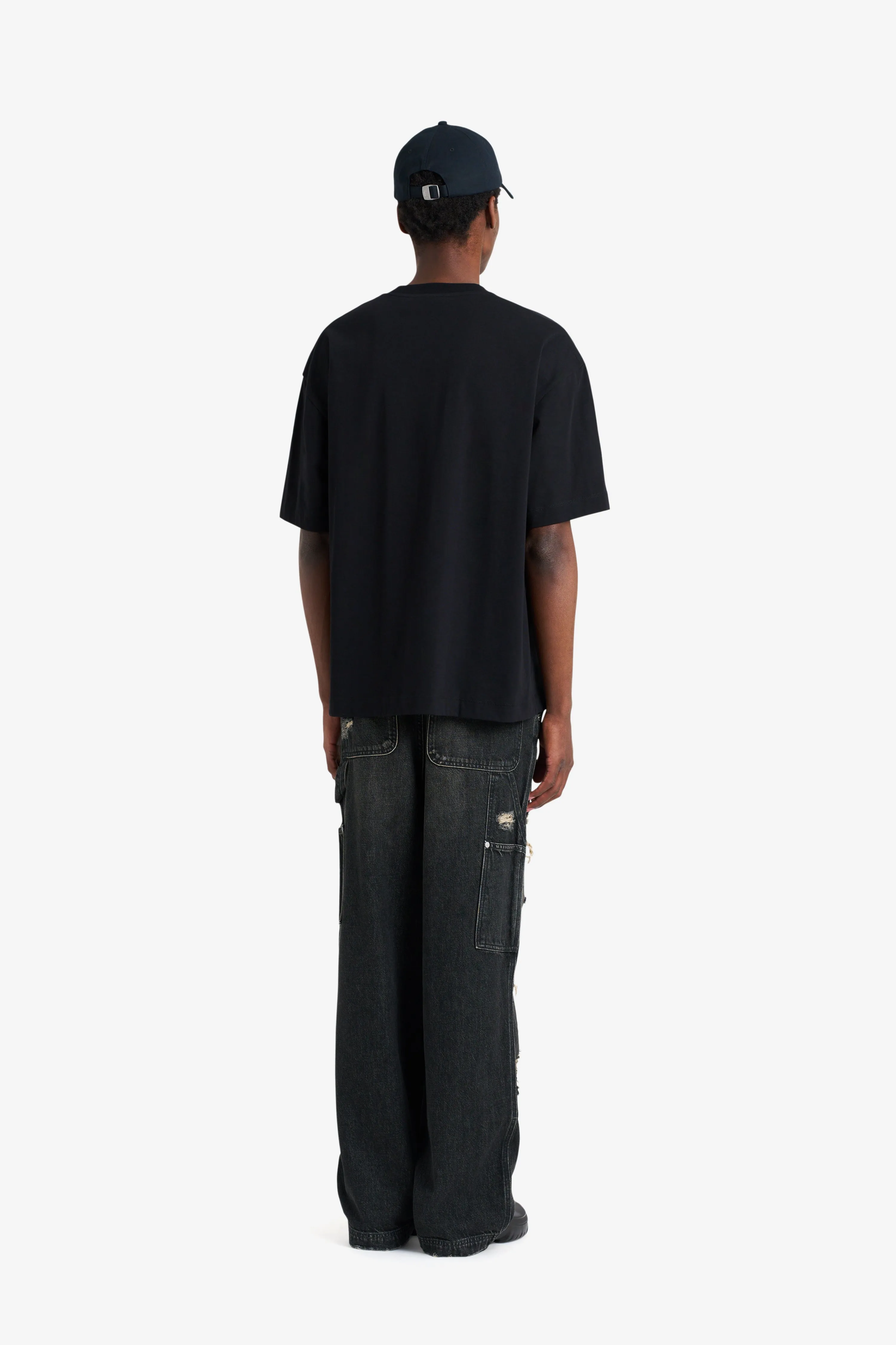 RELAX TEE SHIRT É L U BLACK sold by Etudes Studio product image thumbnail 4