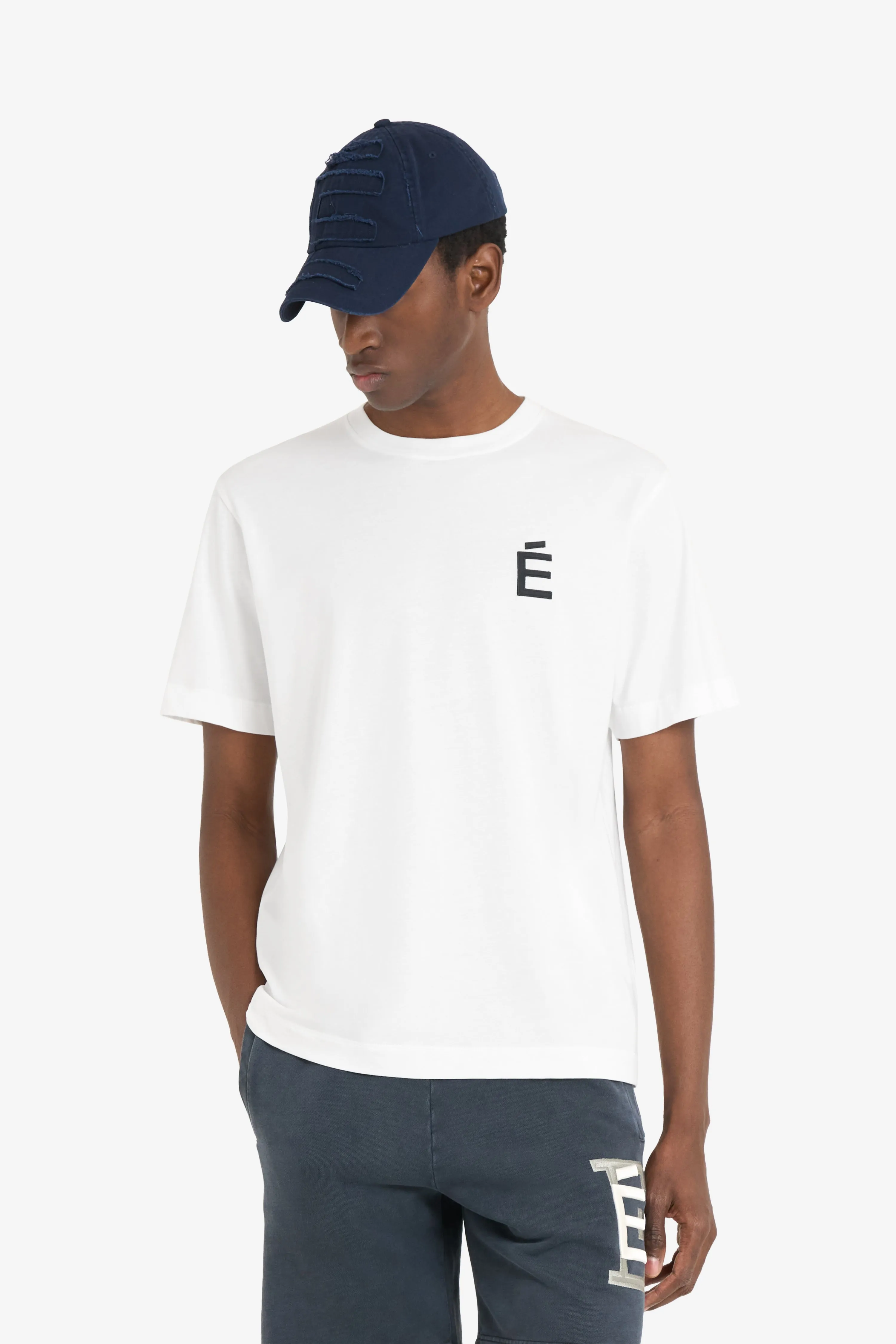 REGULAR T-SHIRT É sold by Etudes Studio product image thumbnail 3