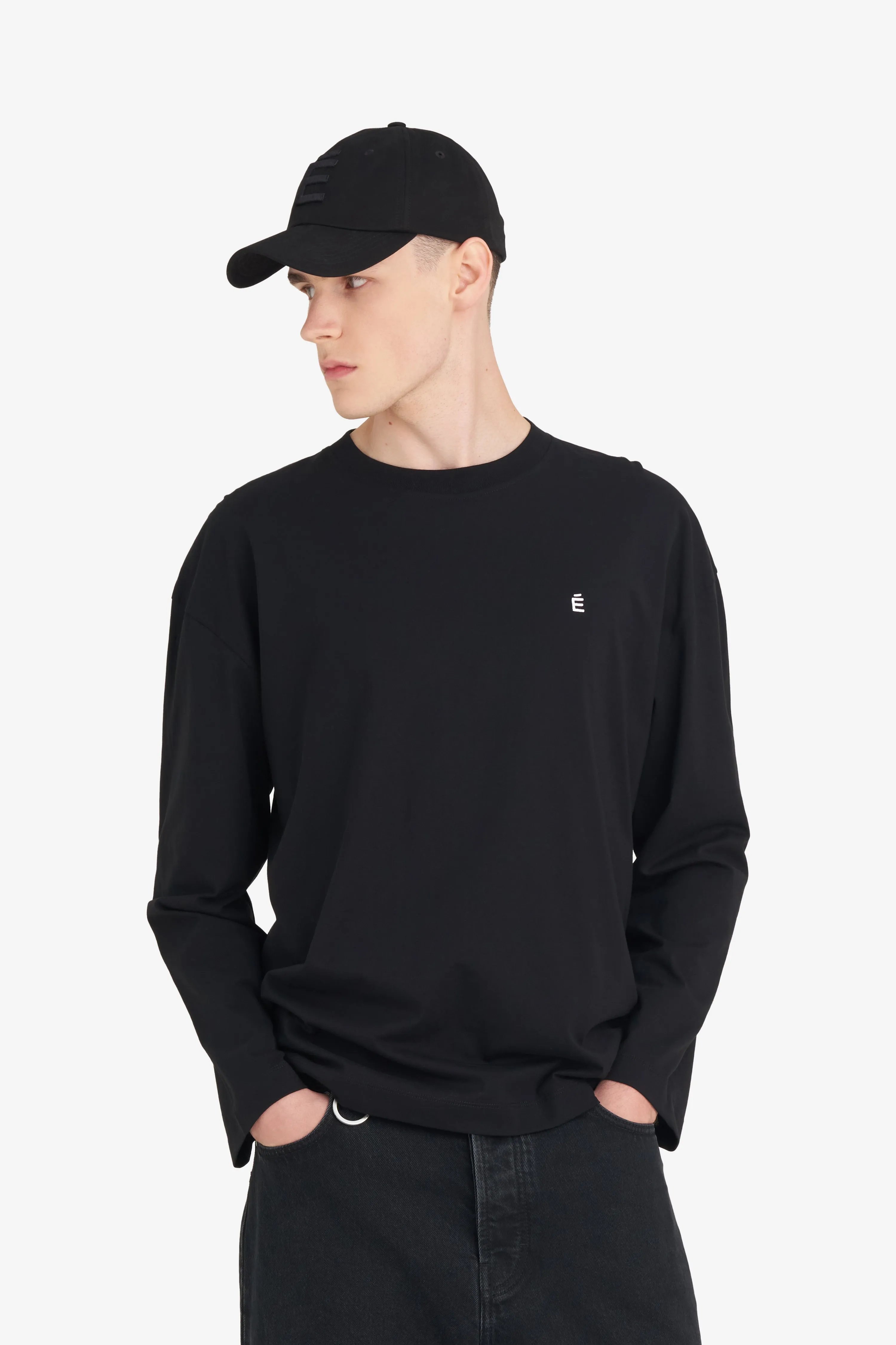 RELAX T-SHIRT LONG SLEEVES É sold by Etudes Studio product image thumbnail 2