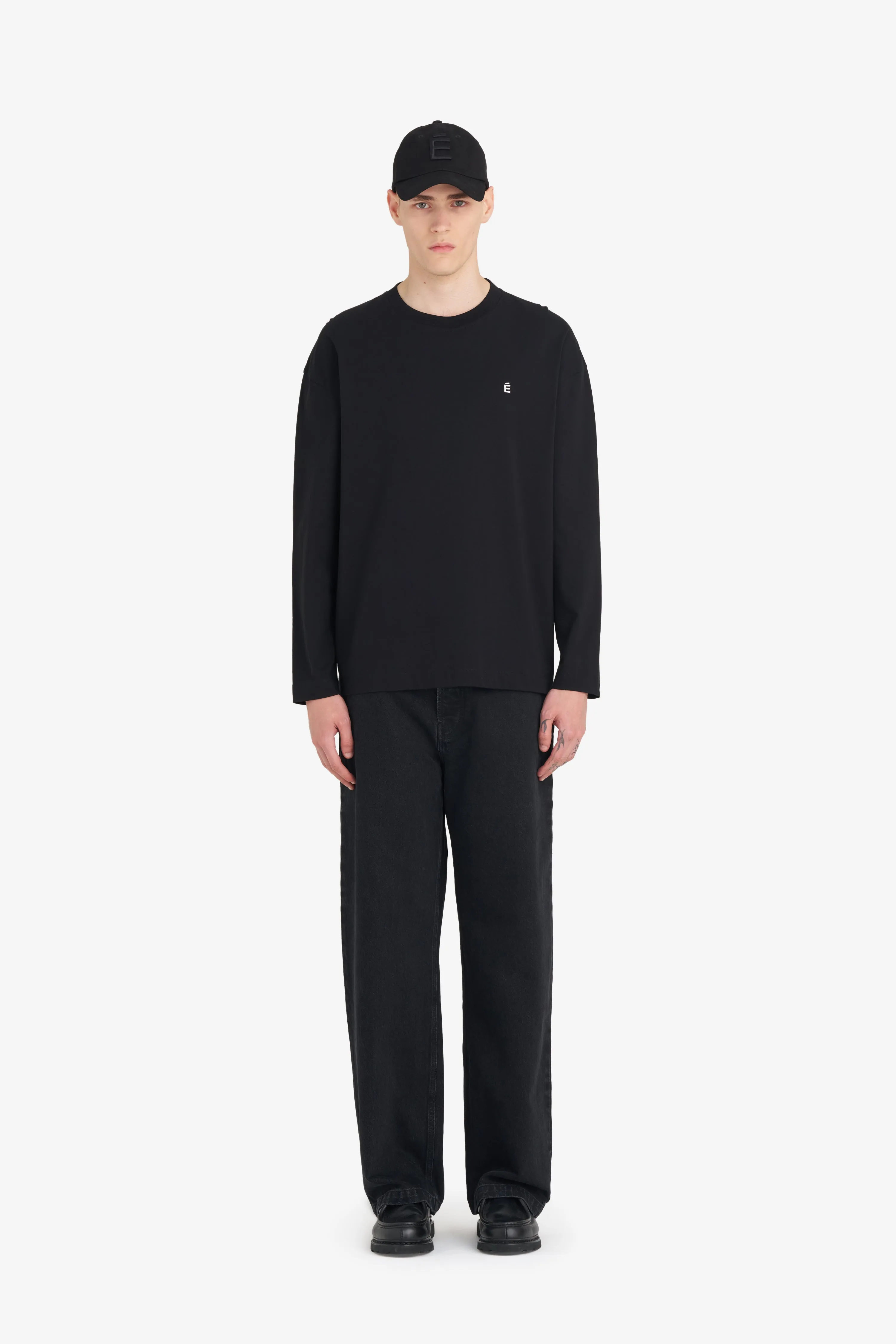 RELAX T-SHIRT LONG SLEEVES É sold by Etudes Studio product image thumbnail 3