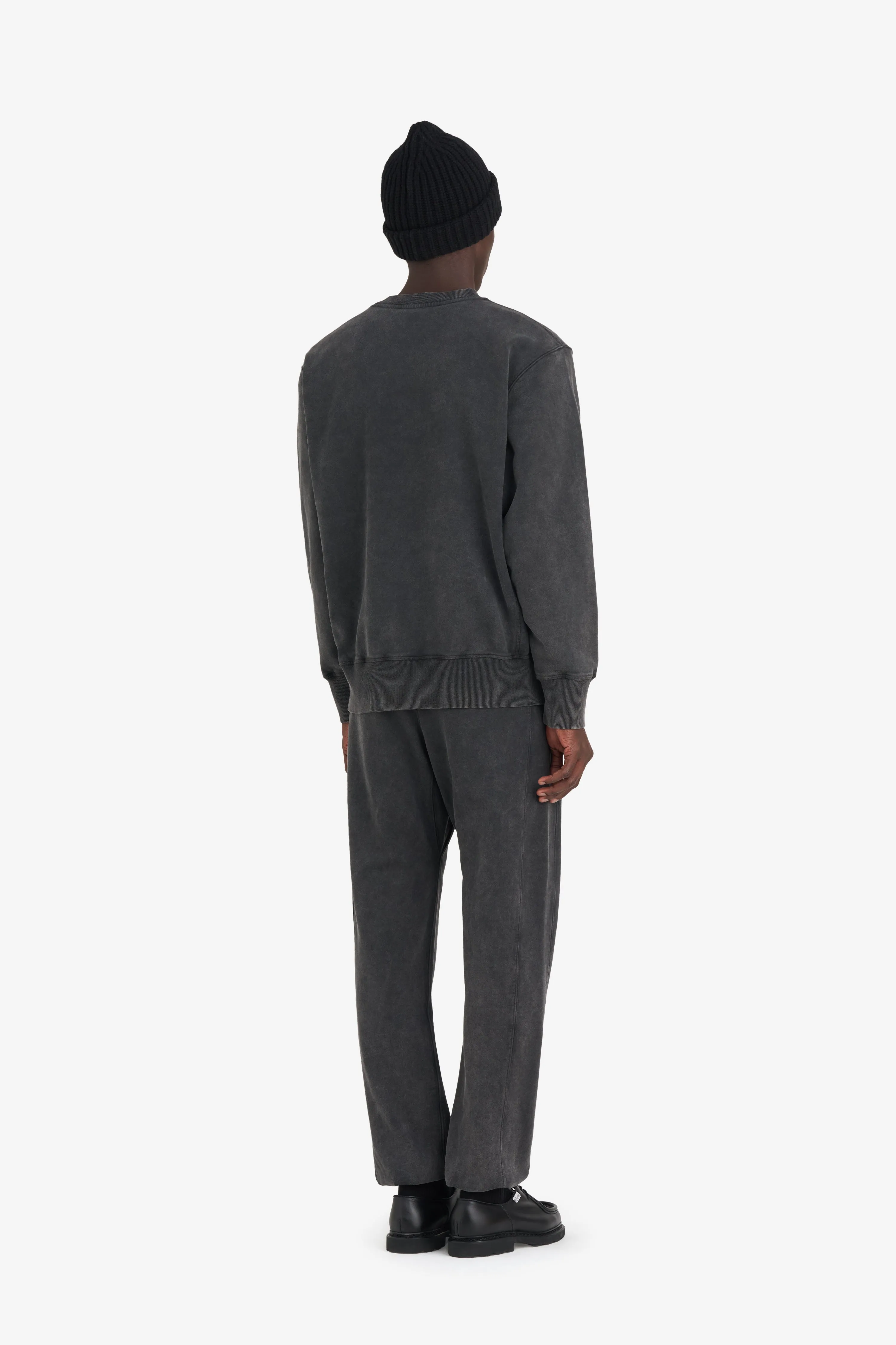 RELAX CREW É sold by Etudes Studio product image thumbnail 5